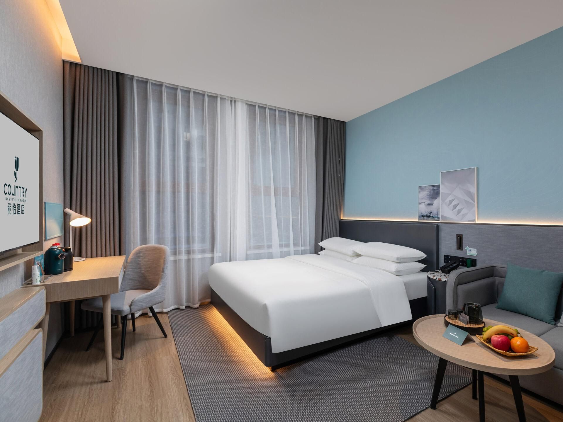Pure King Room