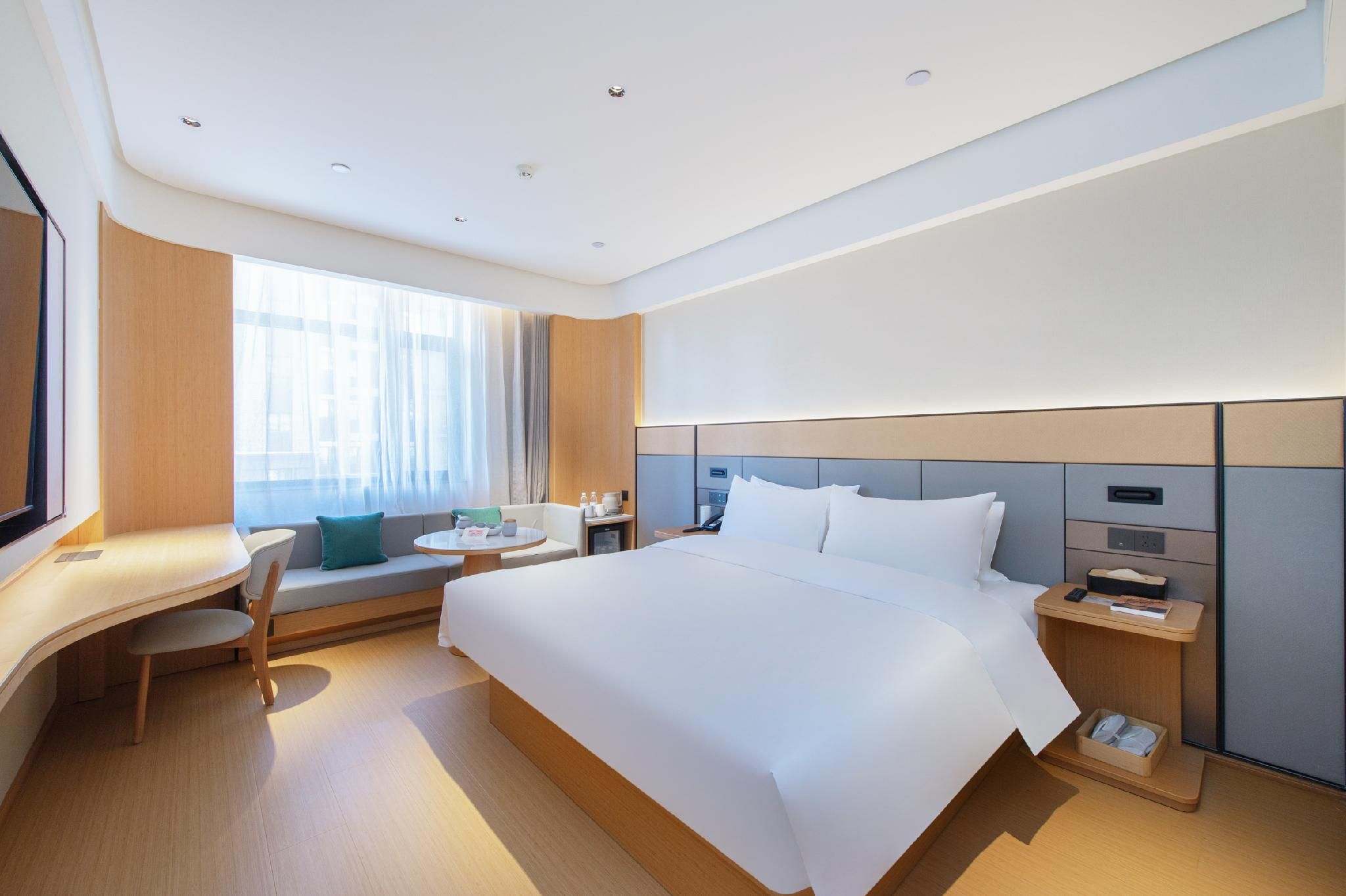 Huazhu - Superior BedRoom