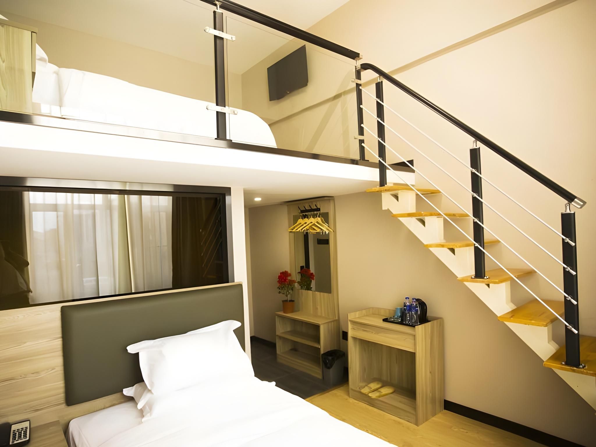 Duplex Room