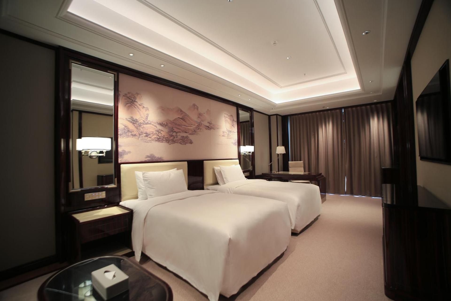Wyndham Grand Tongren Downtown Hotel Deluxe 2 doubles room No-smoking 2