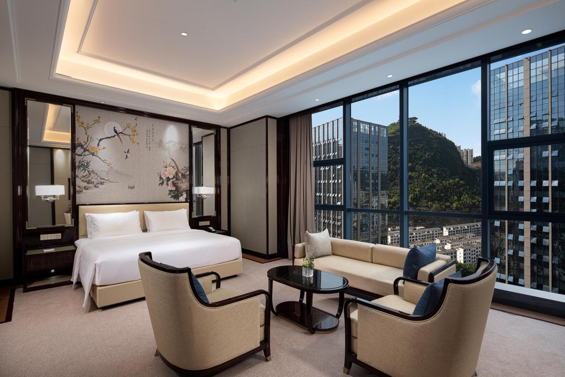 Deluxe Suite Room