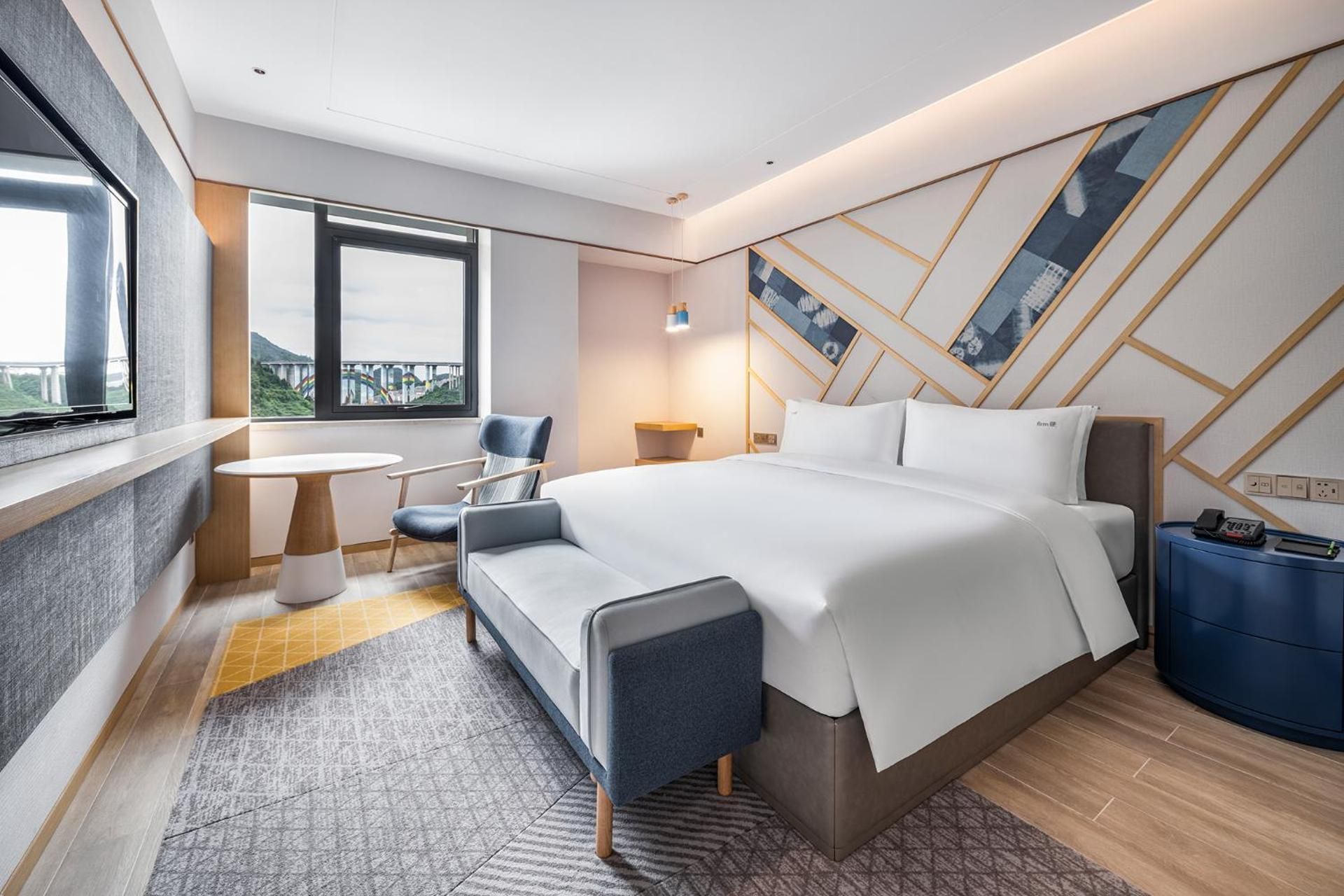 1 Bedroom Suite