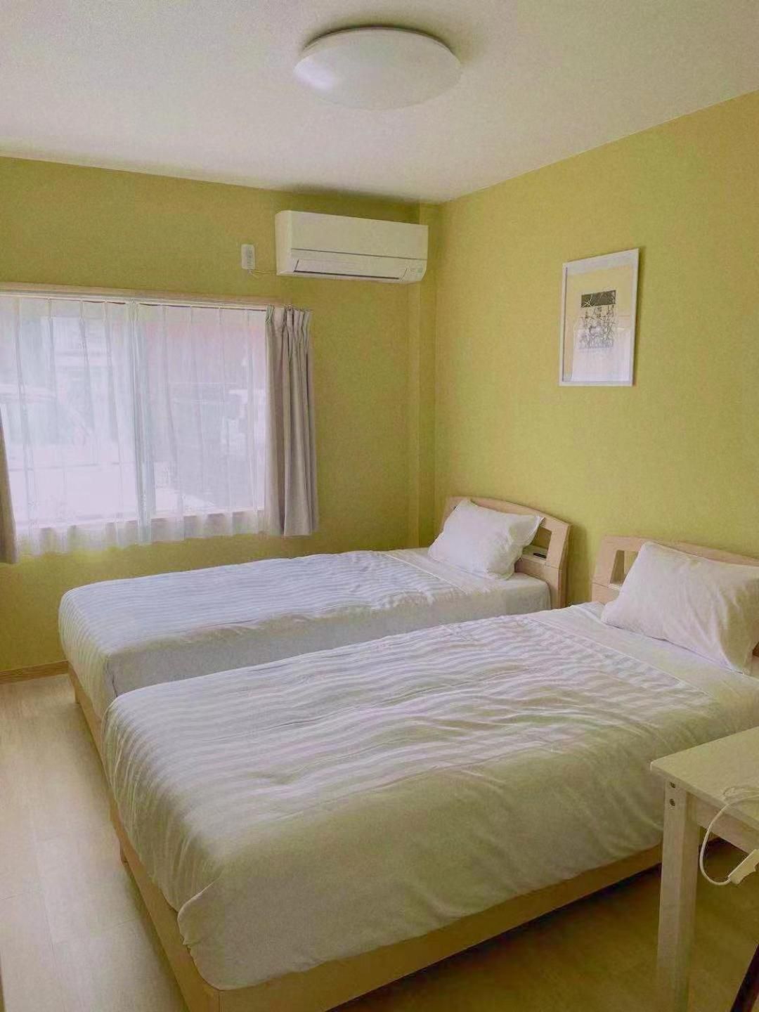 Twin Room with Private Bathroom