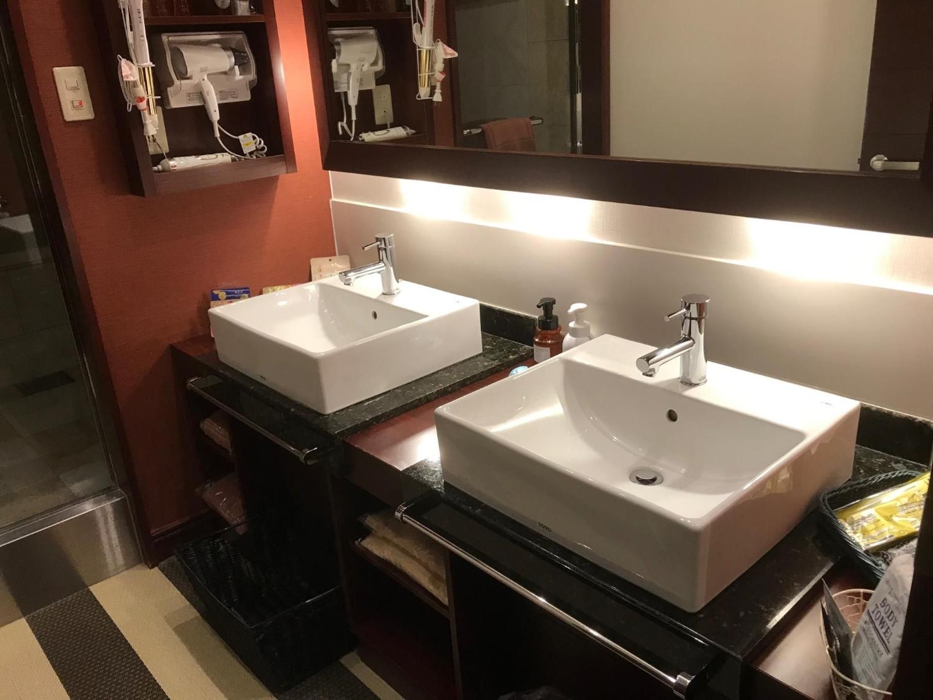 Large Double Room