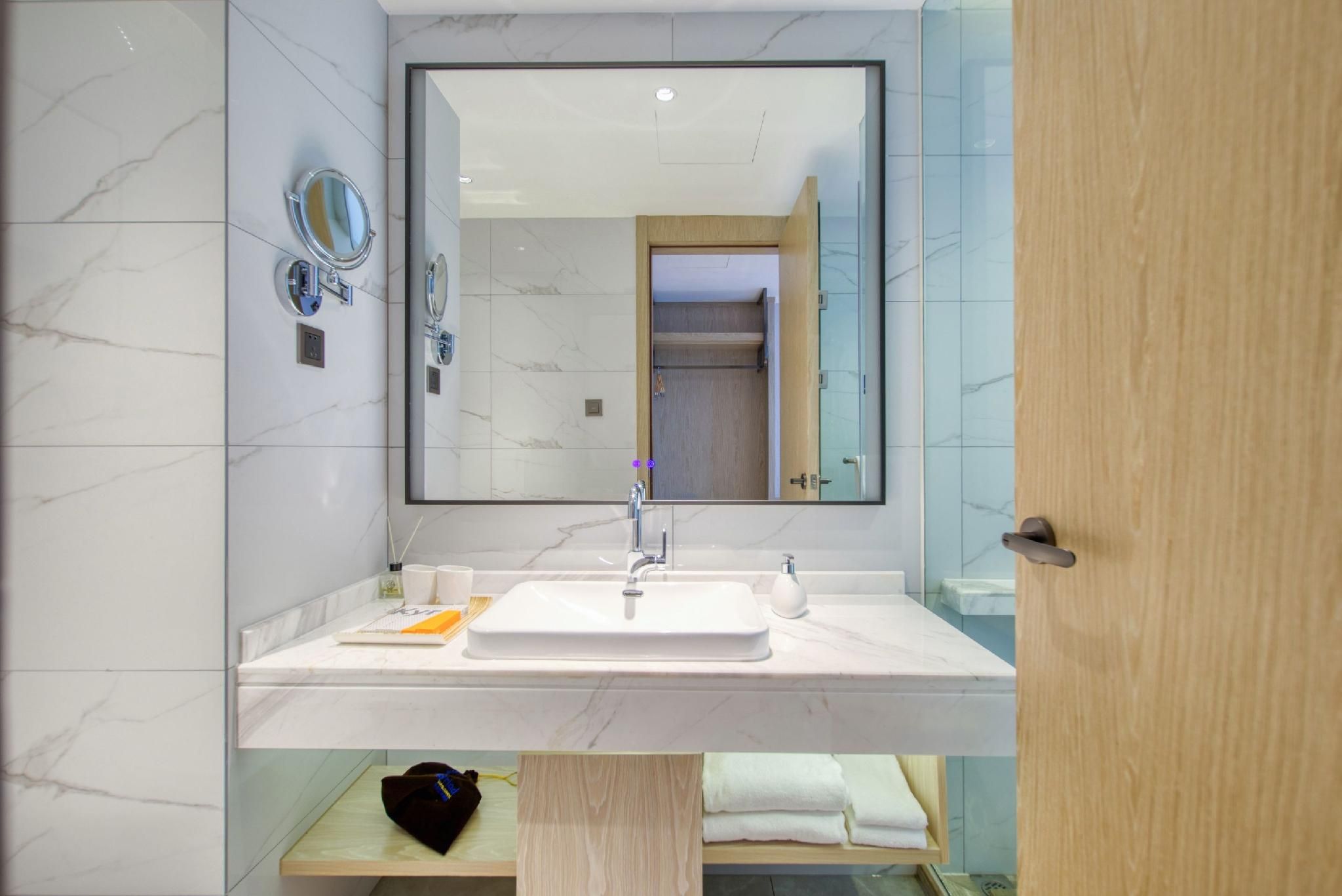 WH - RONGXIANG Twin Bed Room