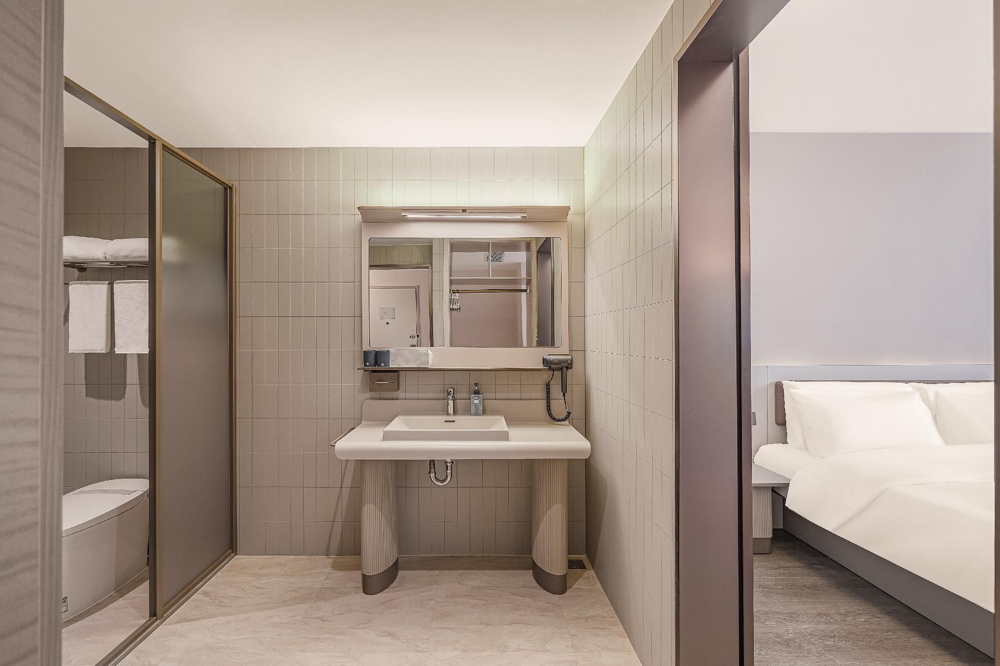 Business Queen Bed Room