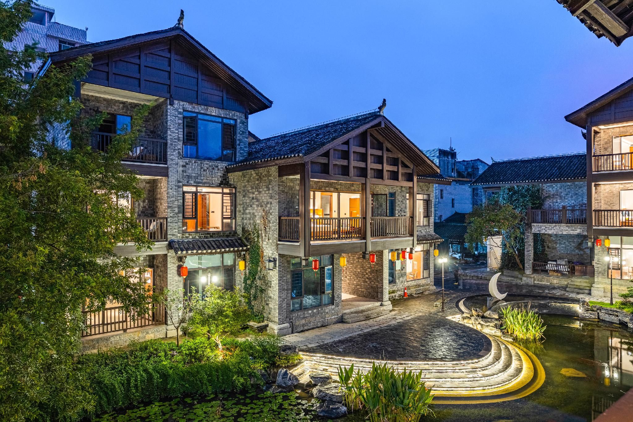 Rezen Retreat Hotel Jishou Municipal Government Qianzhou Ancient Town