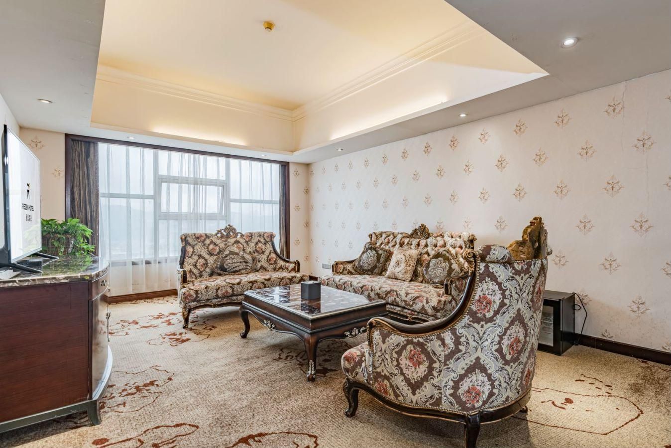 Rezen Executive Suite