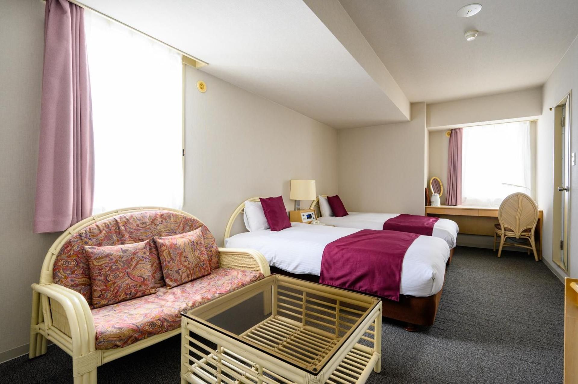 Twin Room Non-Smoking