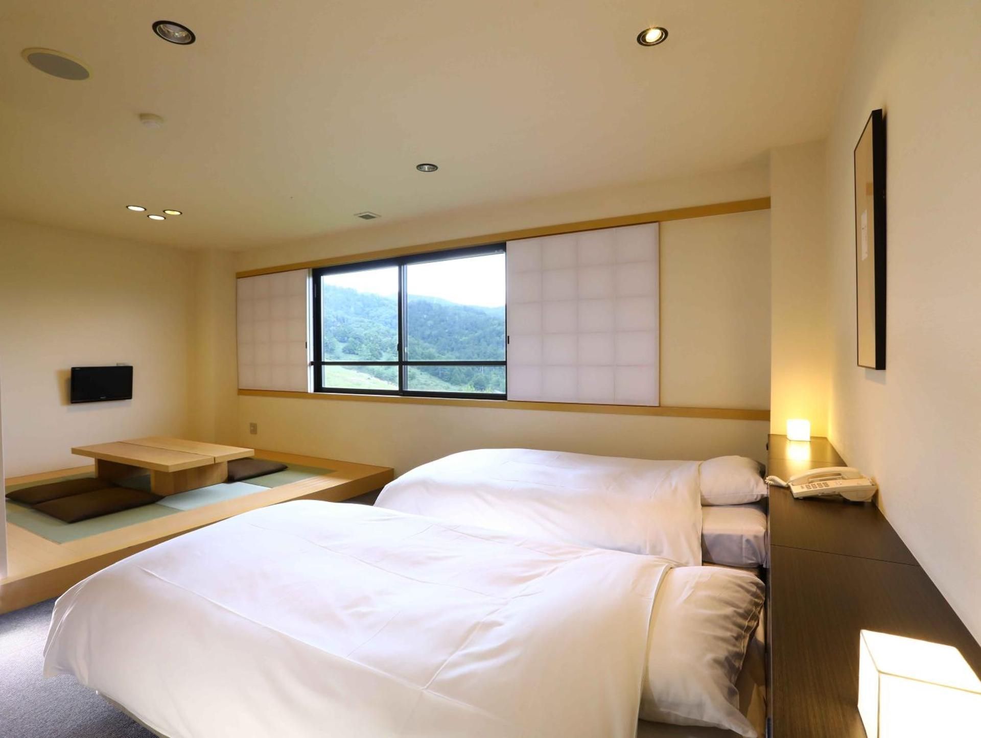 Twin Room with Shower