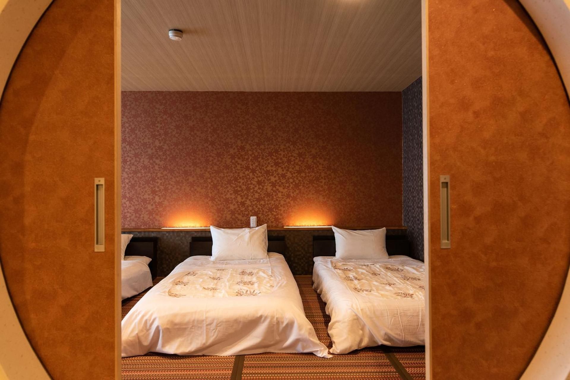Suite with Mountain View