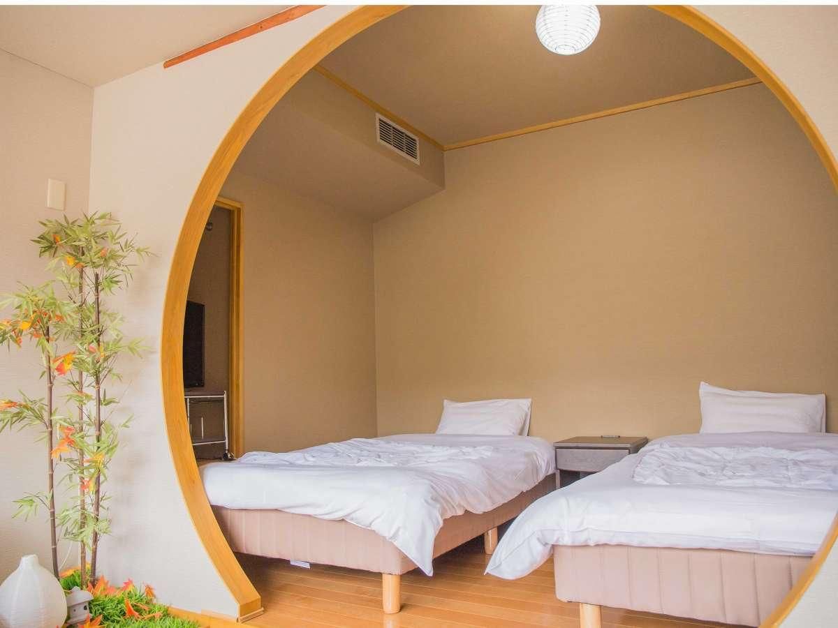 Japanese-Western Style Room with 2 Single Beds - Non-Smoking