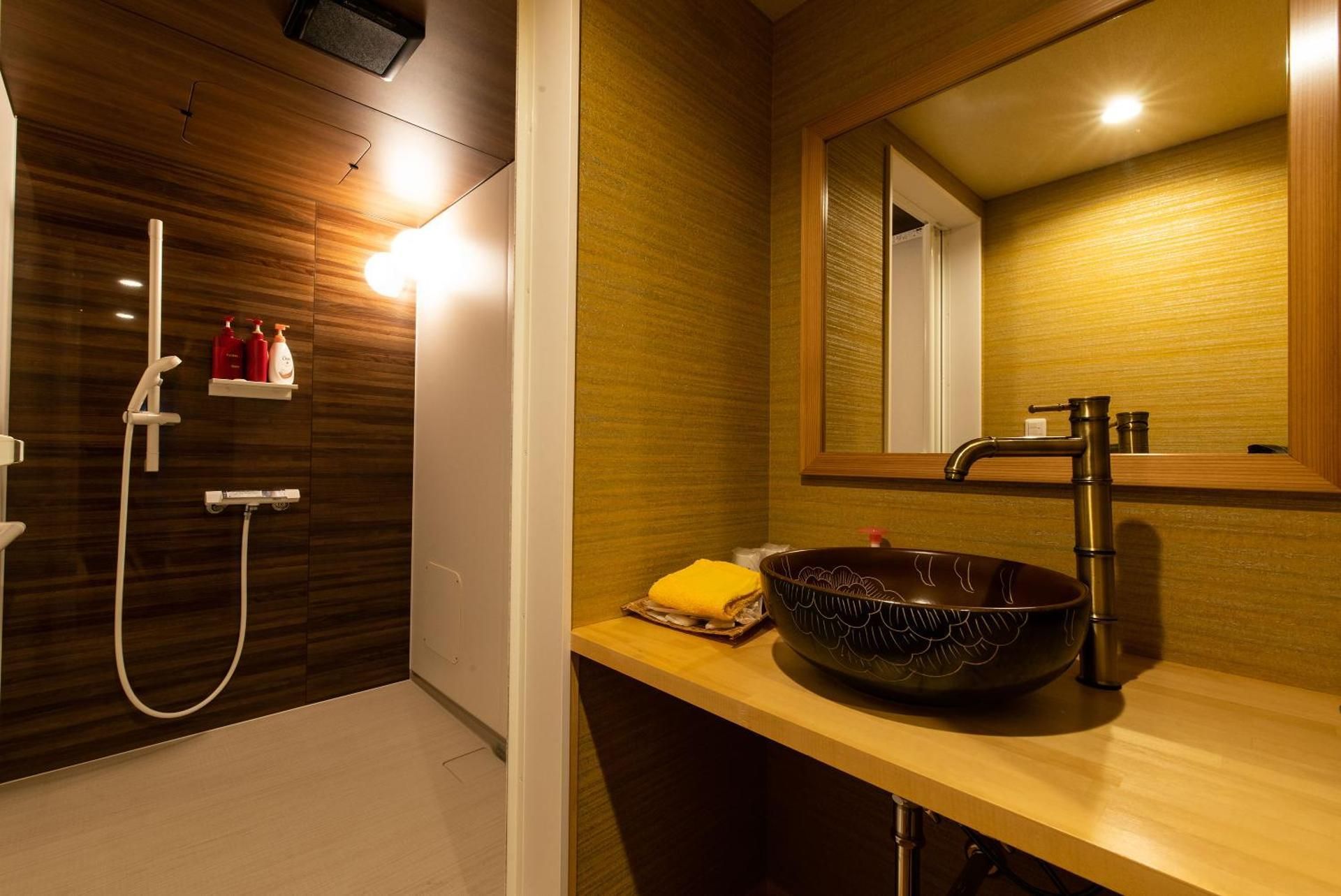Quadruple Room with Shower
