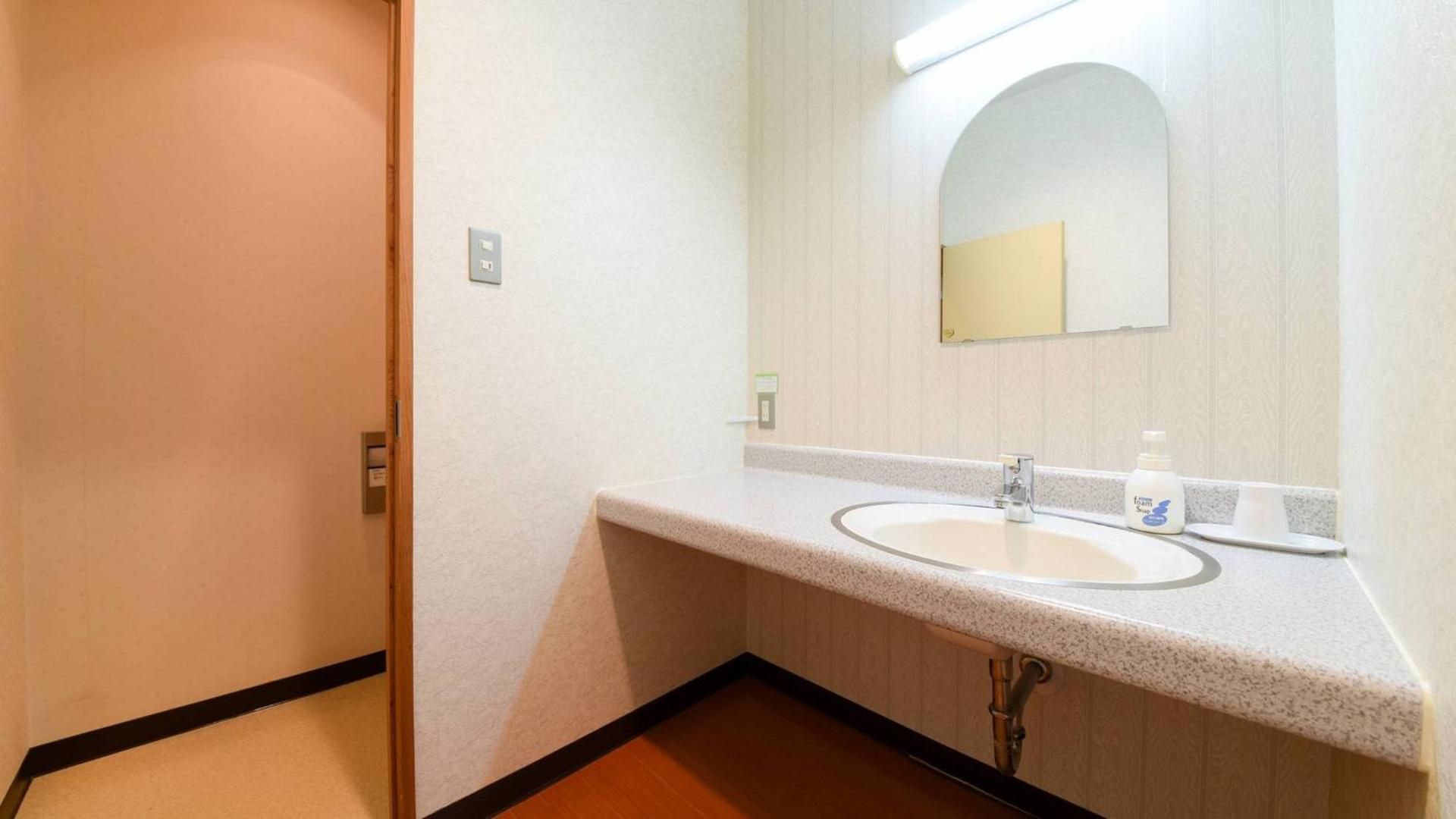 Standard Japanese-Style Room