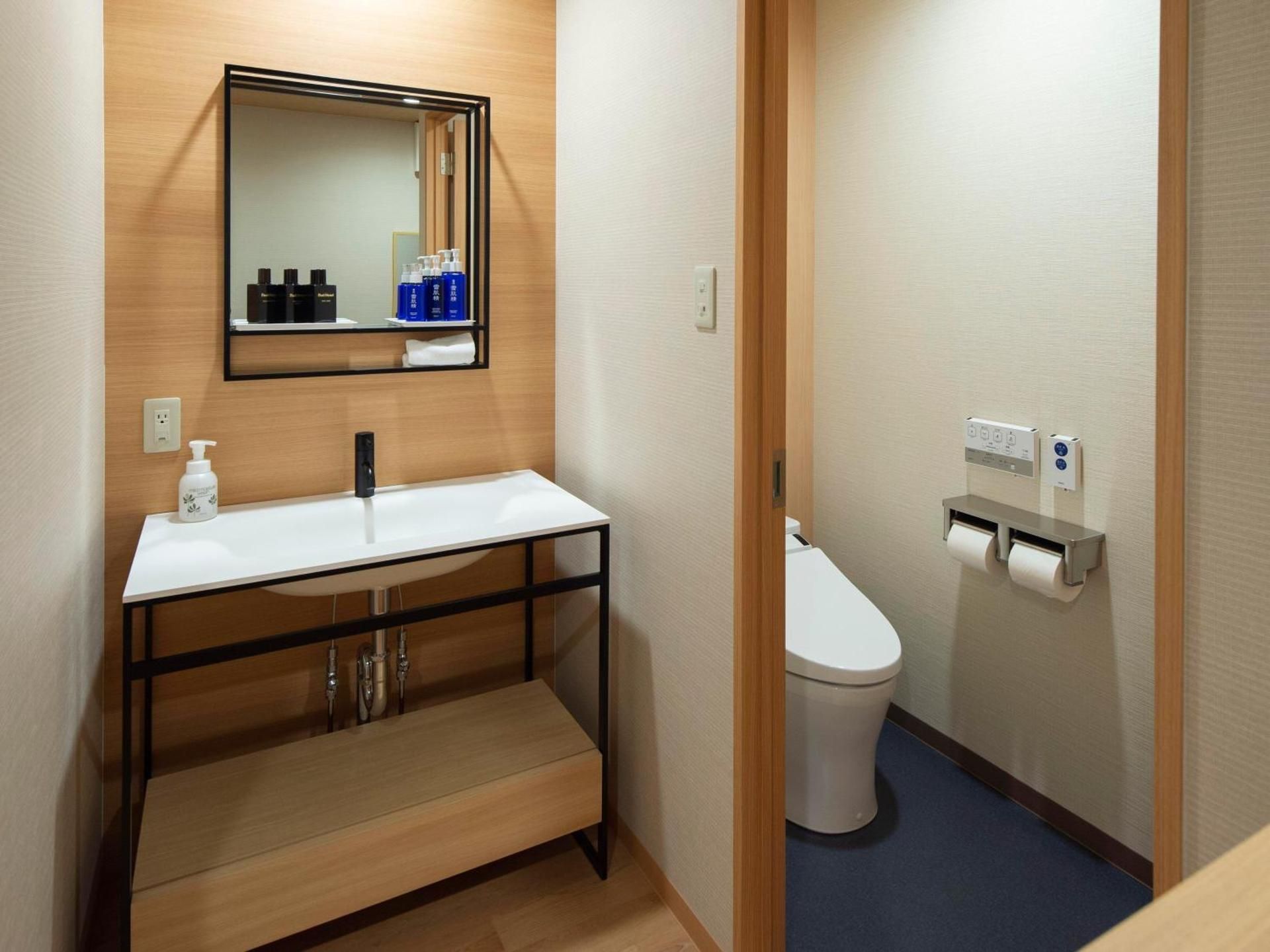 Japanese-Style Room (Nonsmoking) (28.4㎡)