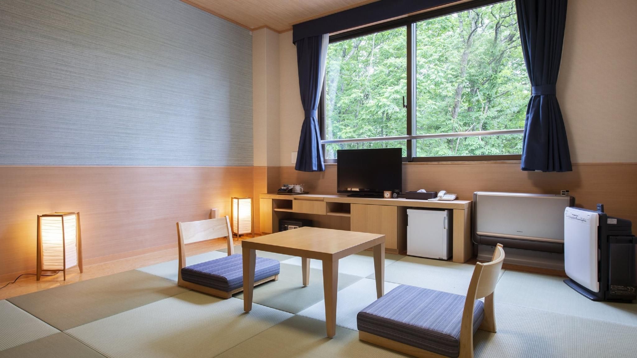Japanese Style Room with Shared Bathroom and Private Toilet