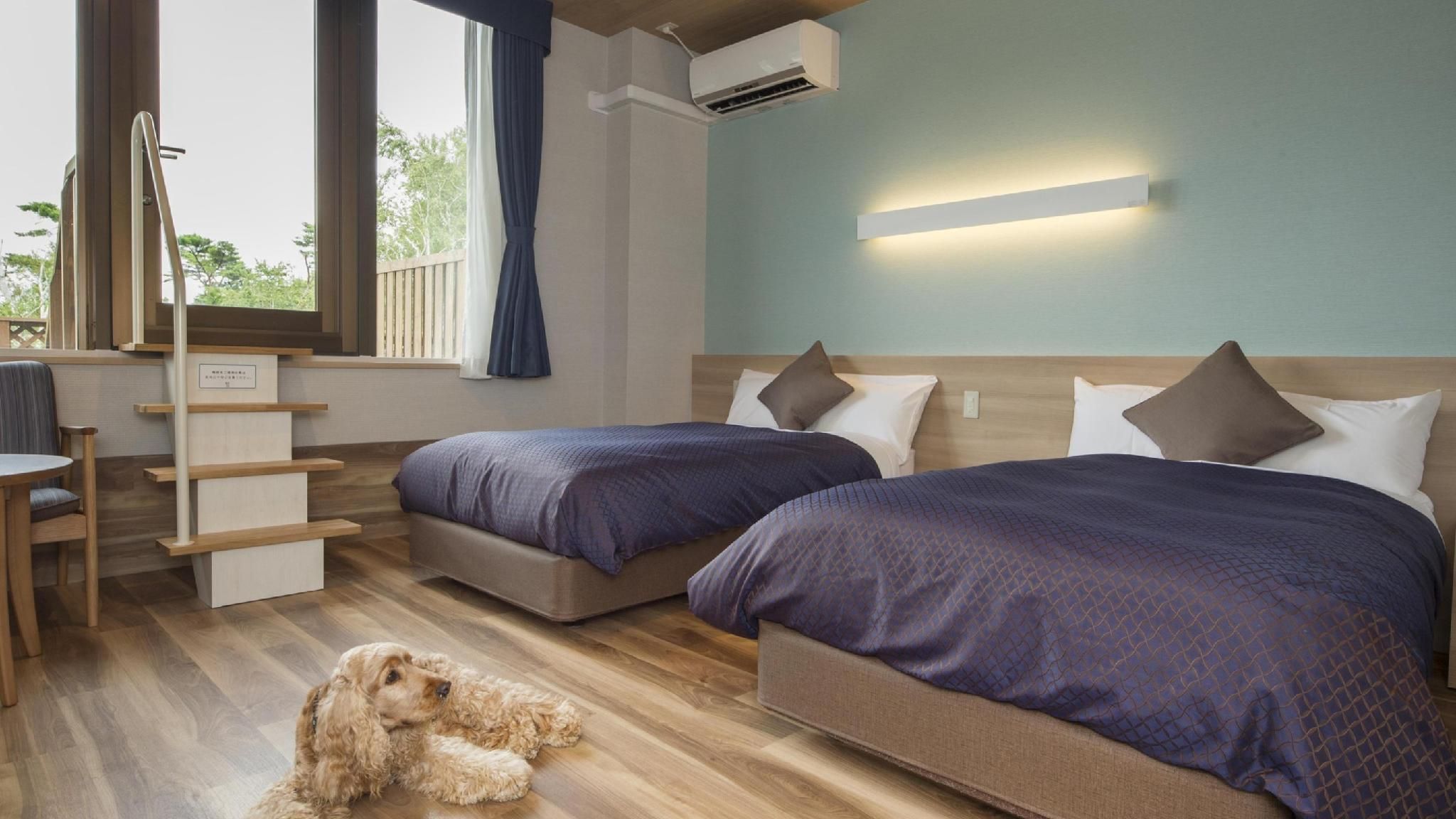 Twin Room with Balcony