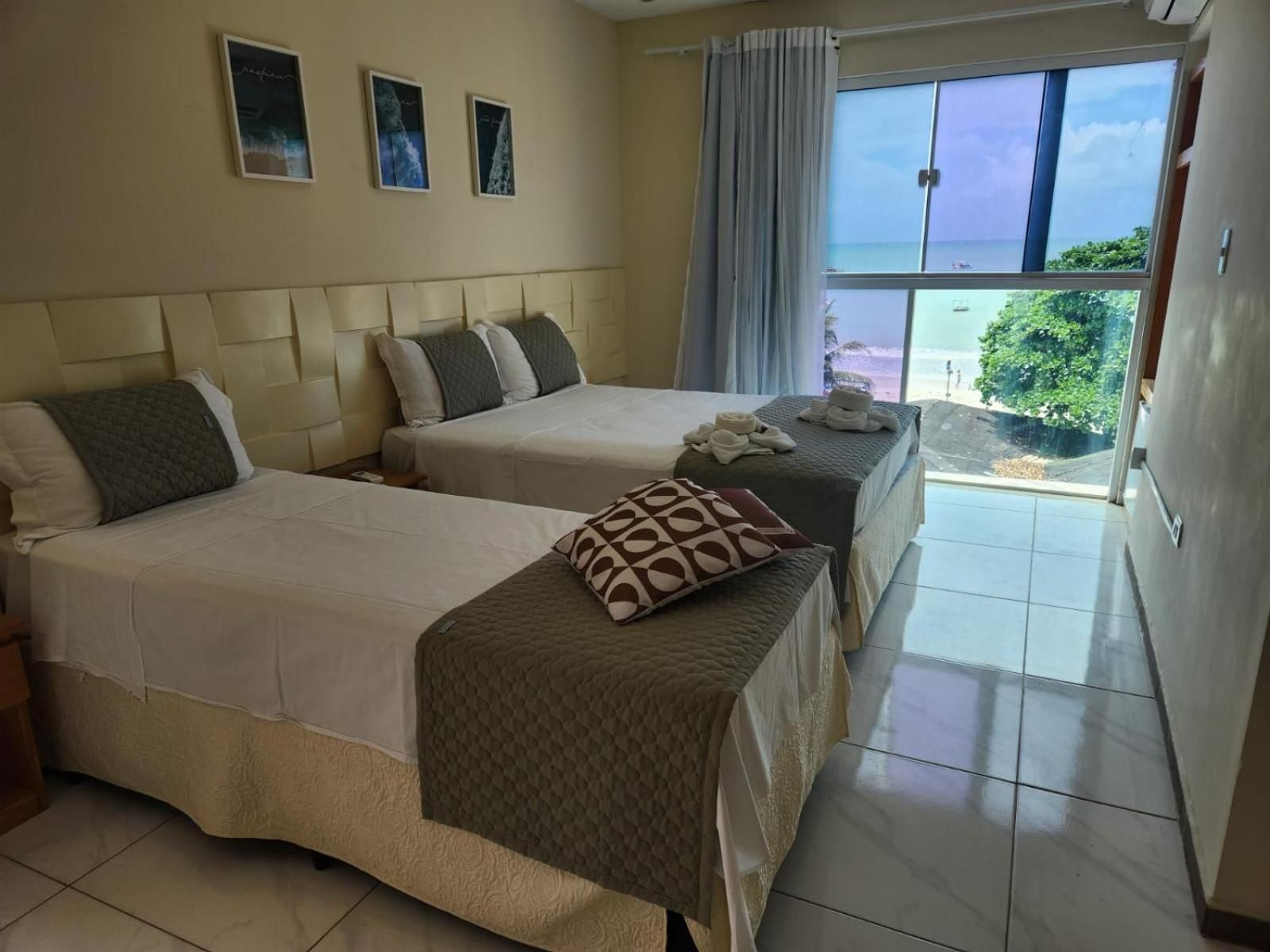 Quadruple Room with Sea View