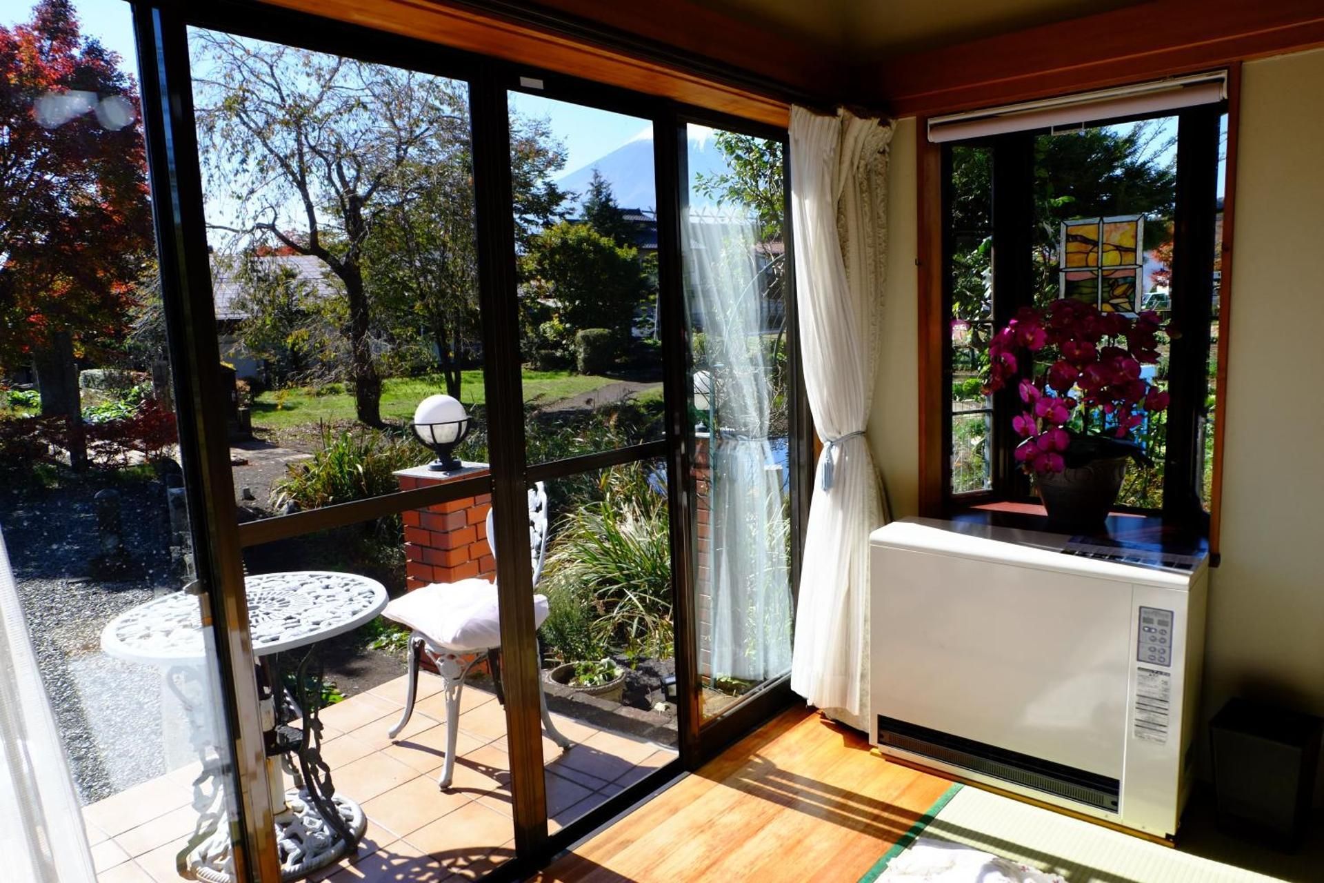 Japanese-Style Twin Room