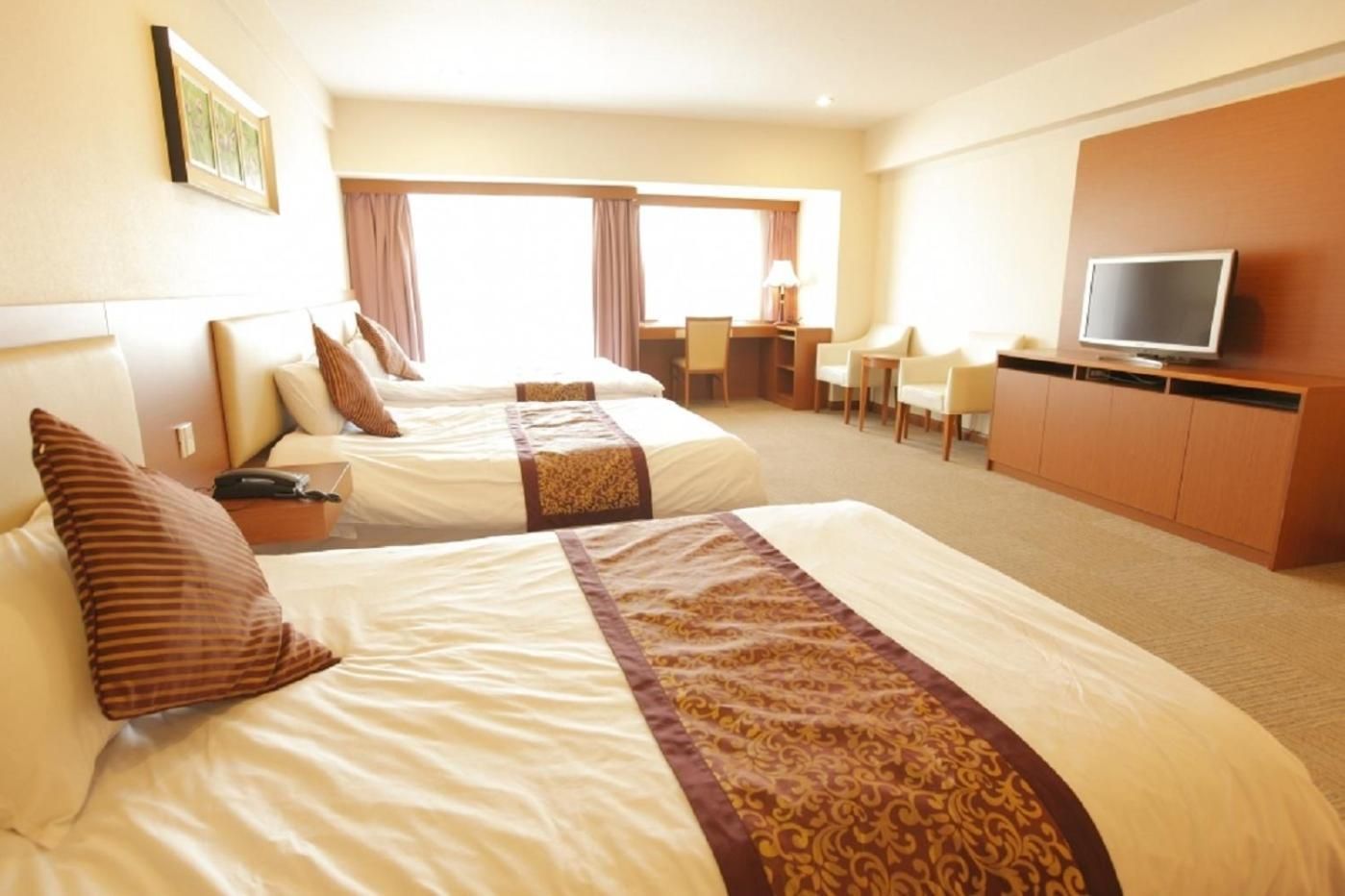 Triple Room