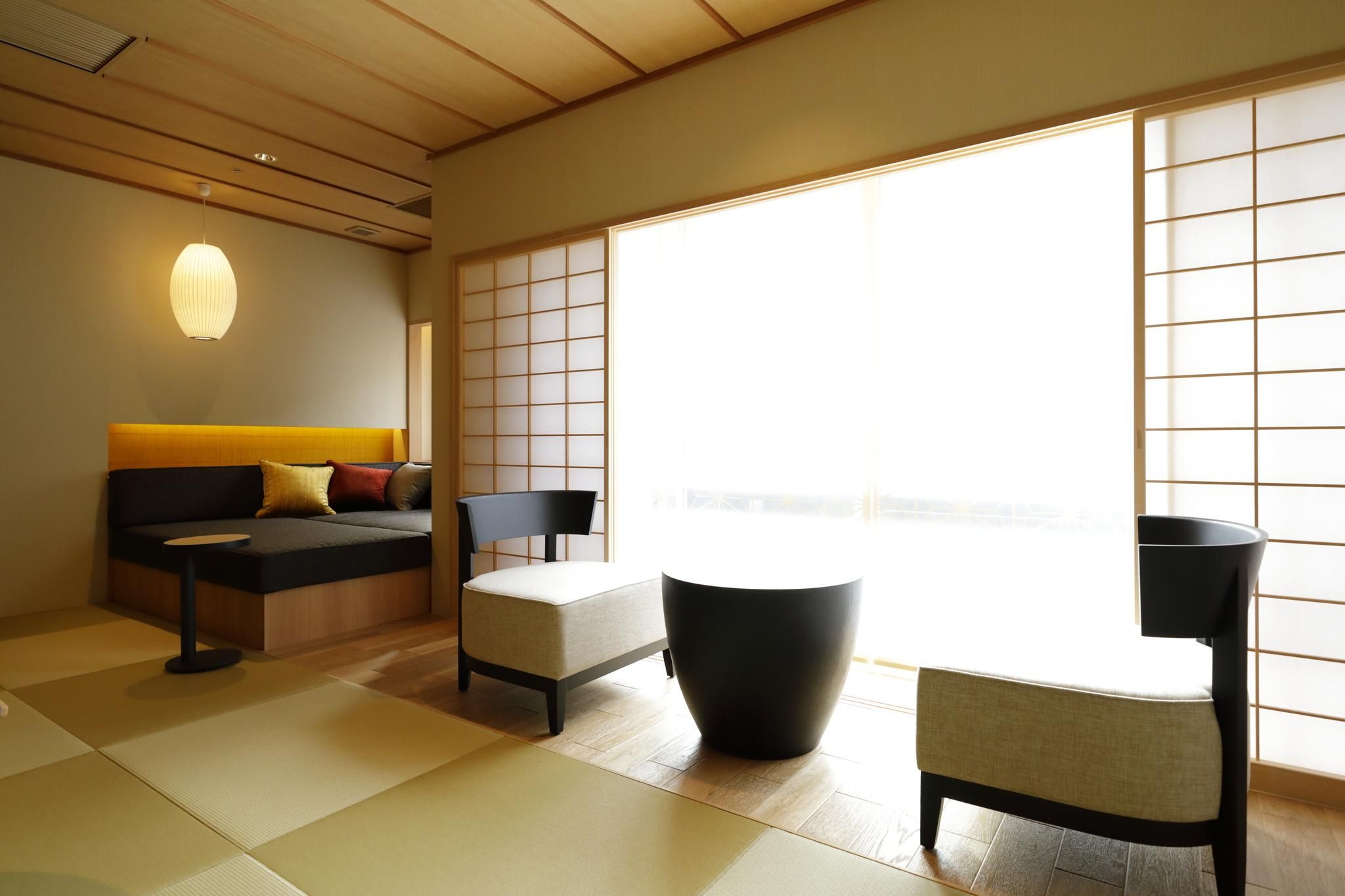 Tokiwadai Modern Japanese-Western Style Room with Shower Booth - Non-Smoking
