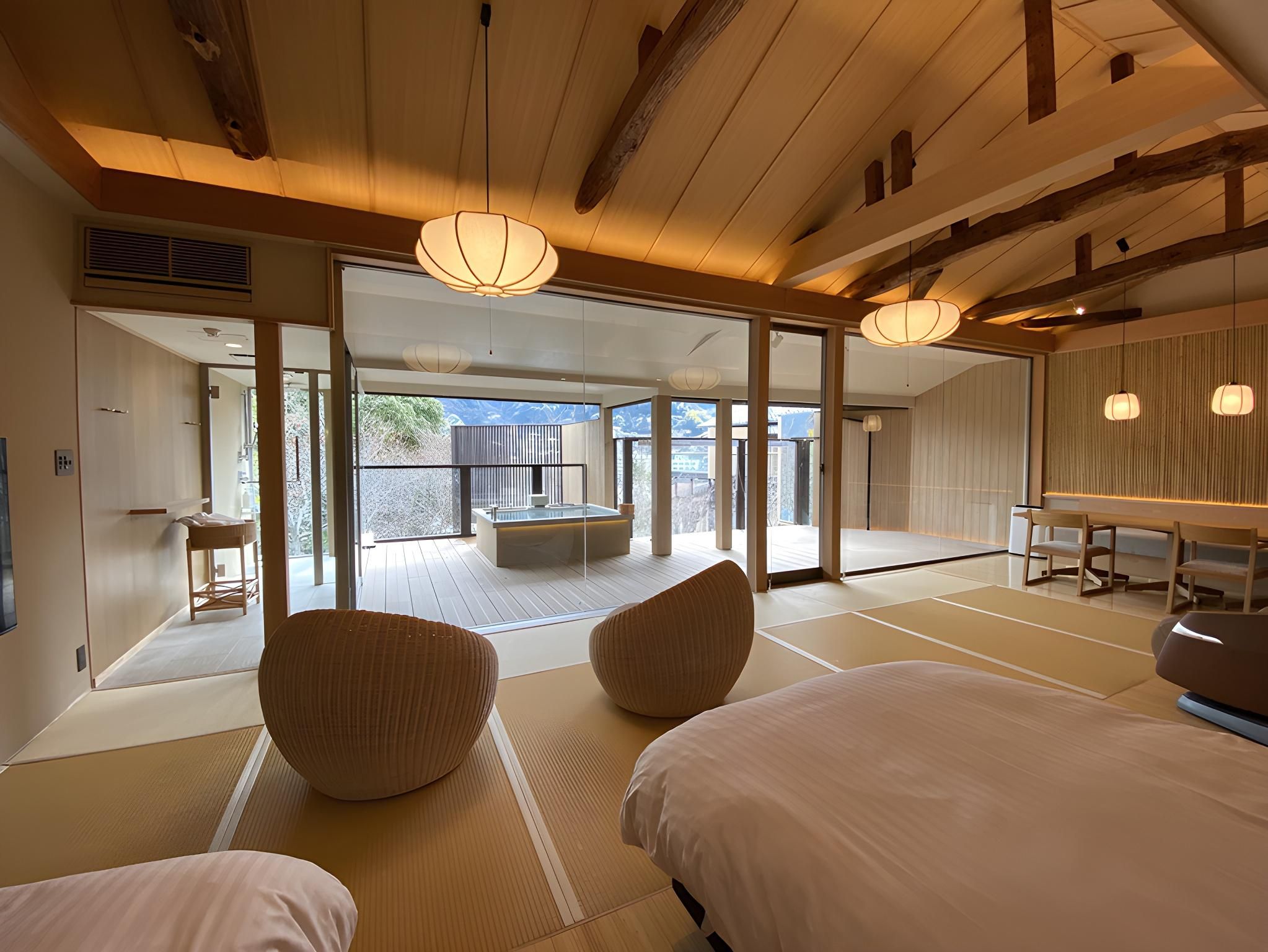 Executive Western Japanese Style Room - AWAYUKI