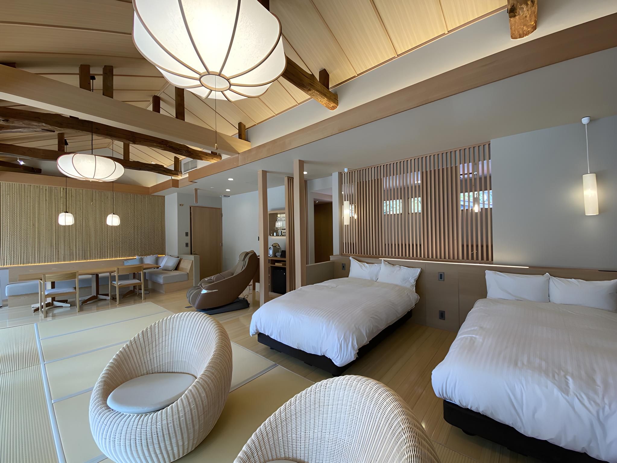 Executive Western Japanese Style Room - AWAYUKI