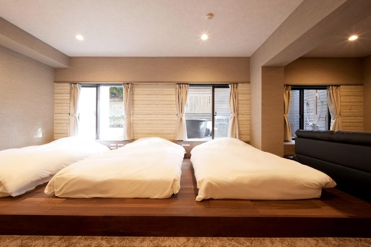 Deluxe Room with Open-Air Bath