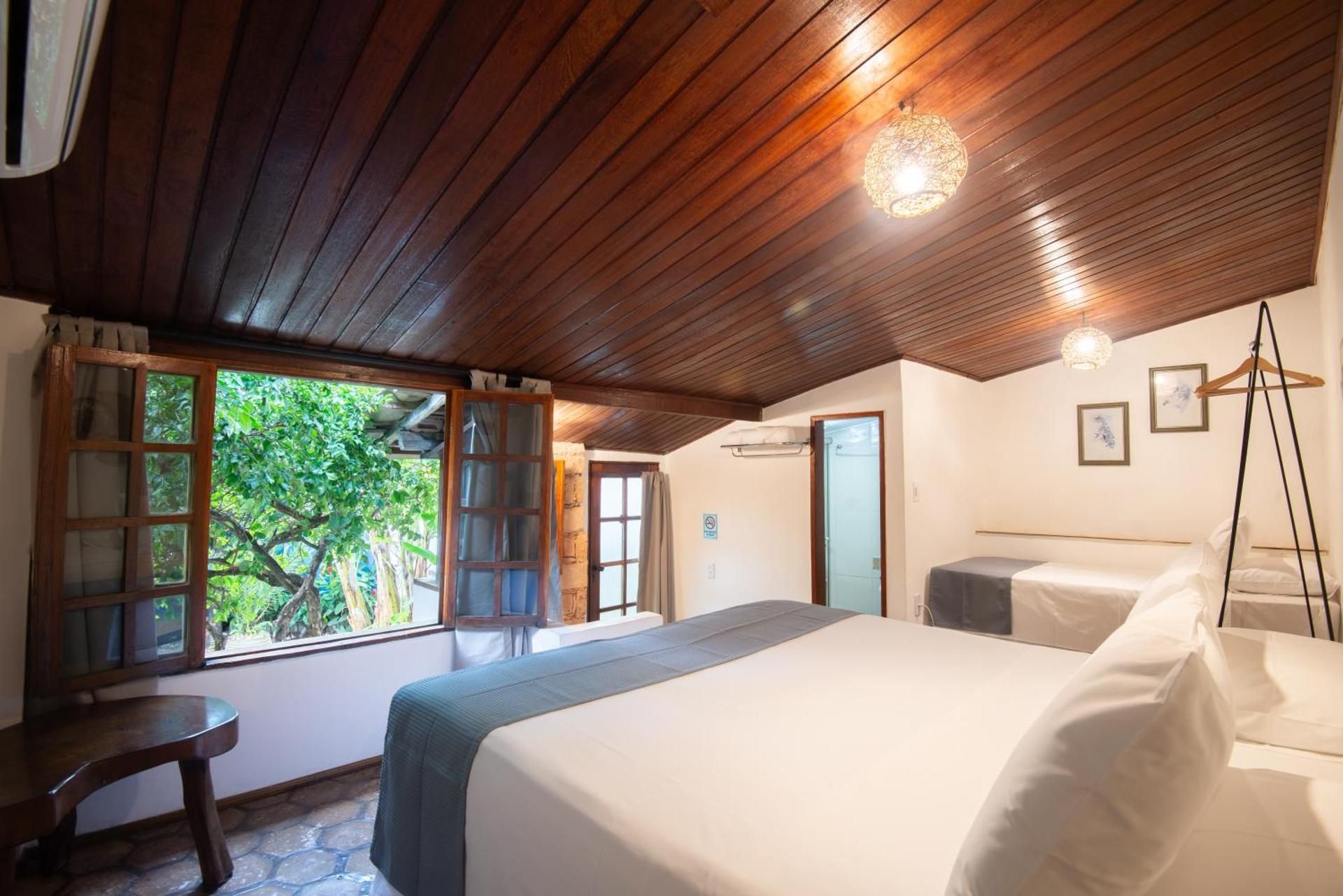 Triple Room with Garden View