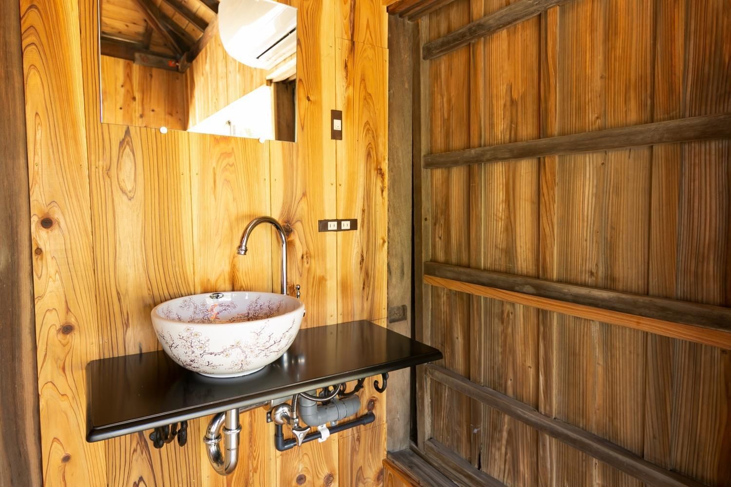 Double or Twin Room with Shared Bathroom