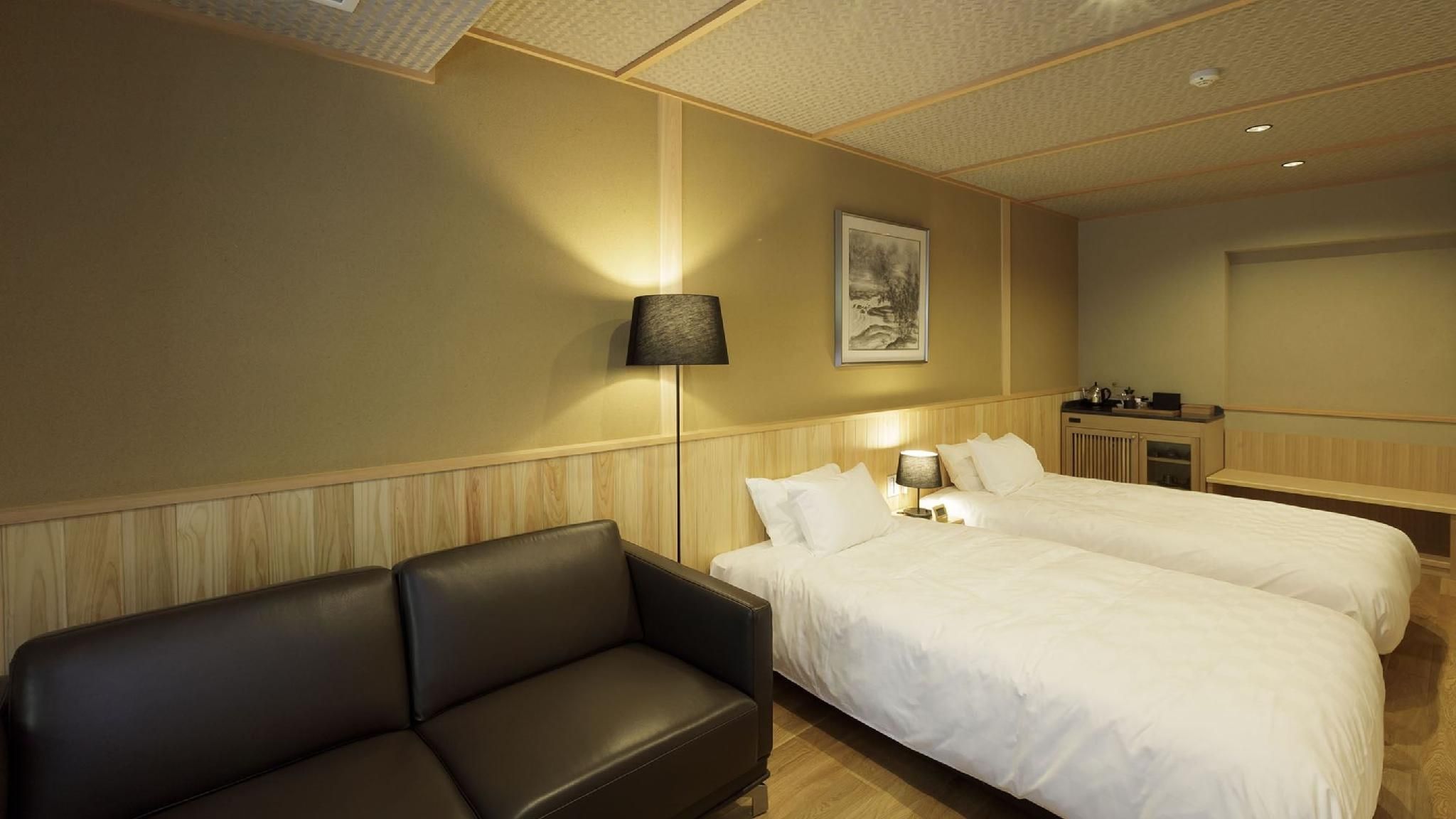 Western Style Twin Room