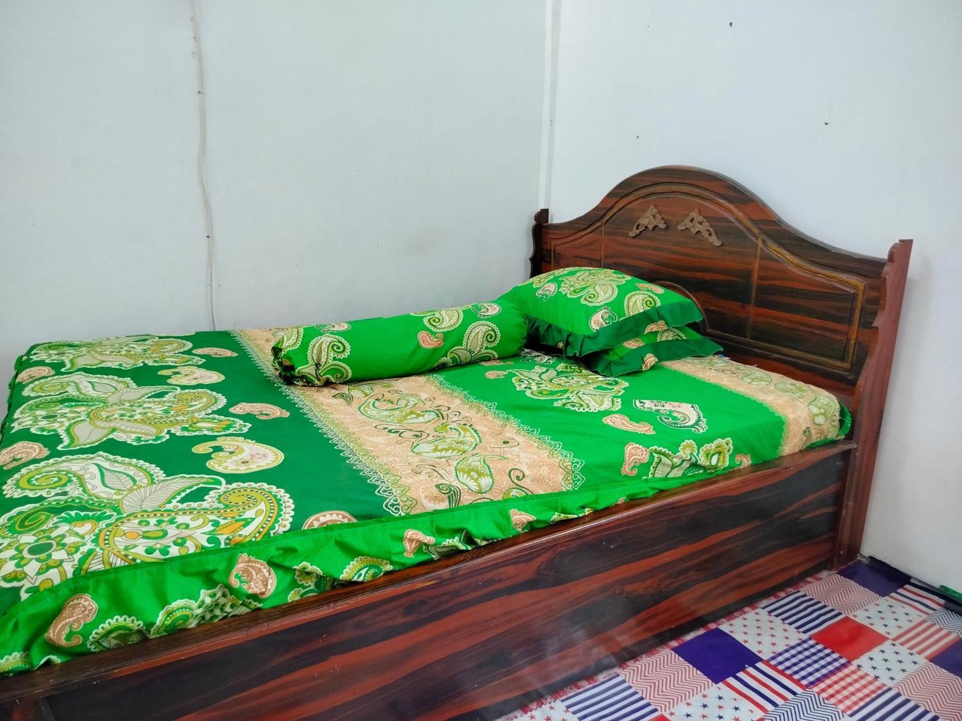 Budget Single Room