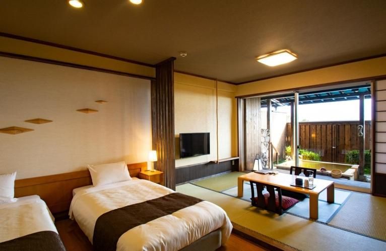 Quadruple Room with Private External Bathroom