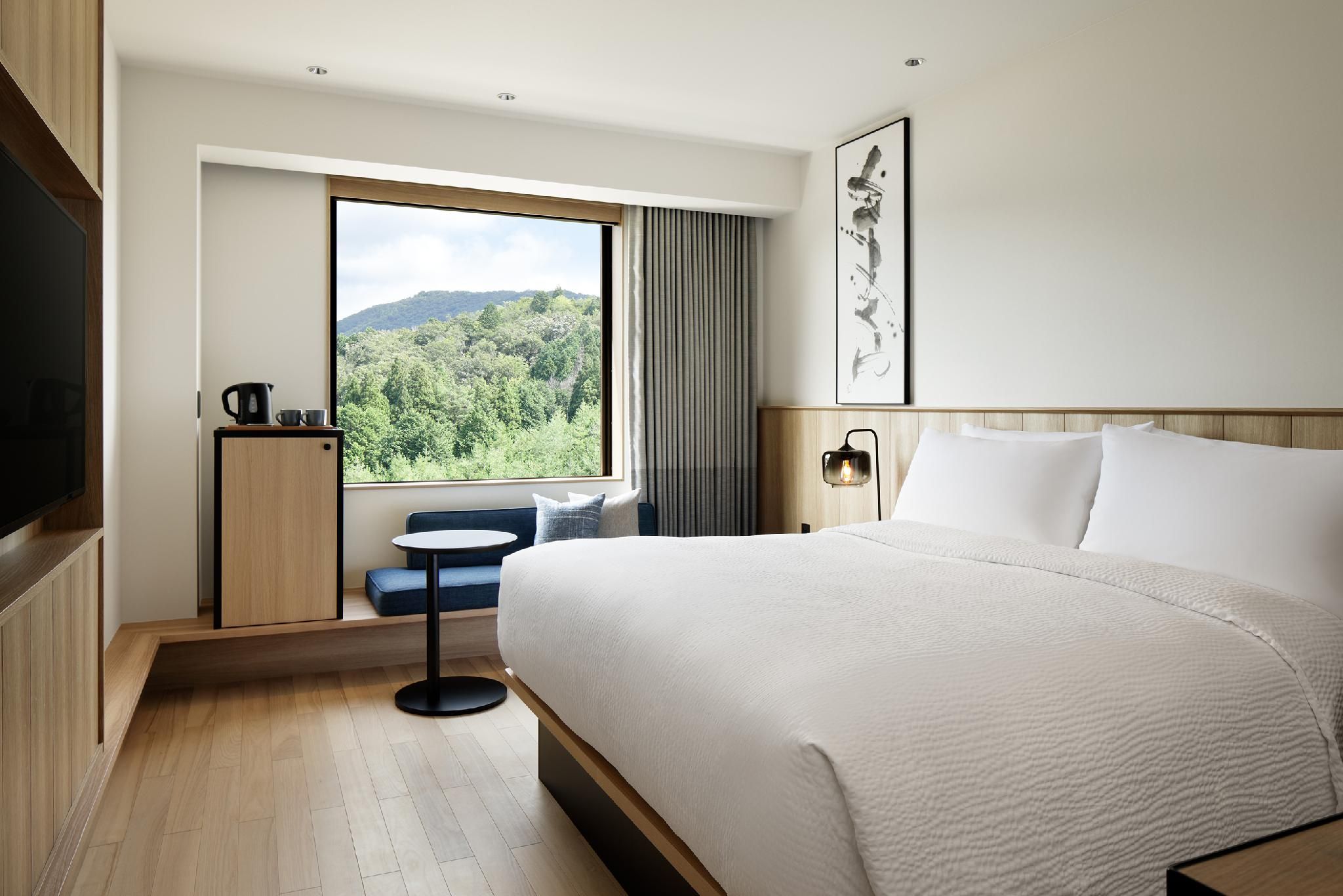 Guest room, King or Twin/Single Bed(s)