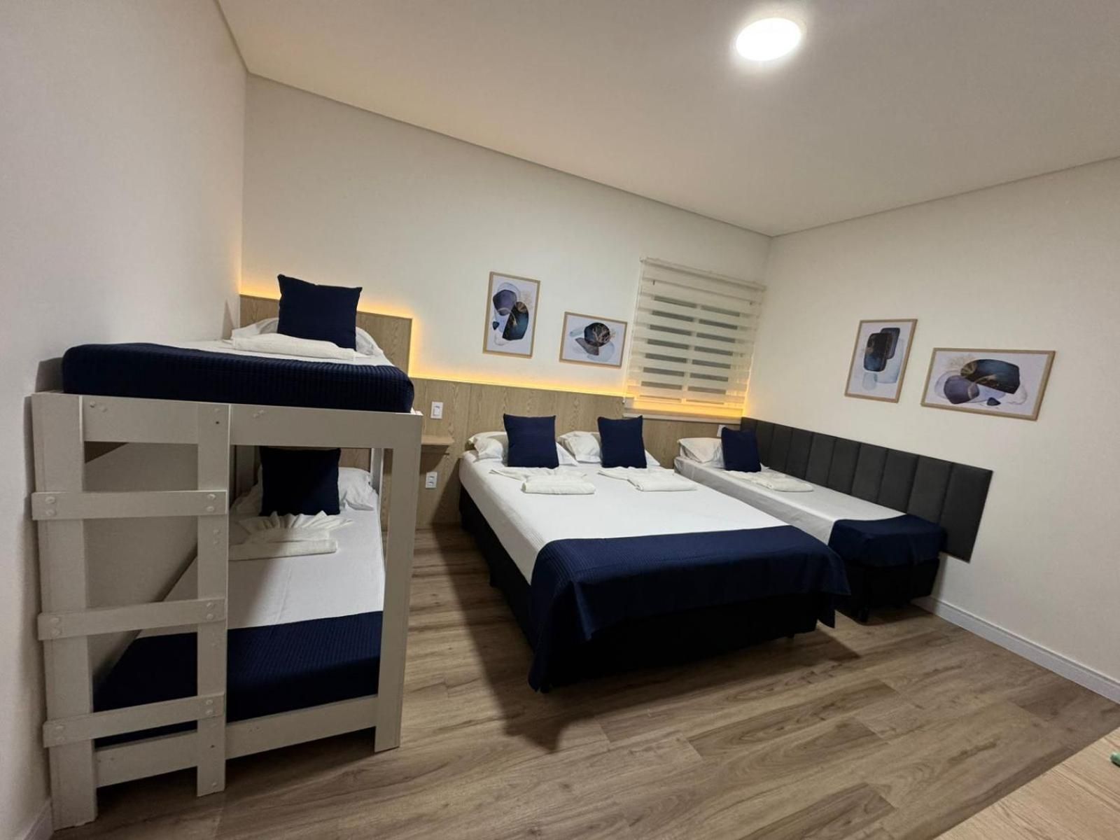 Deluxe Family Suite