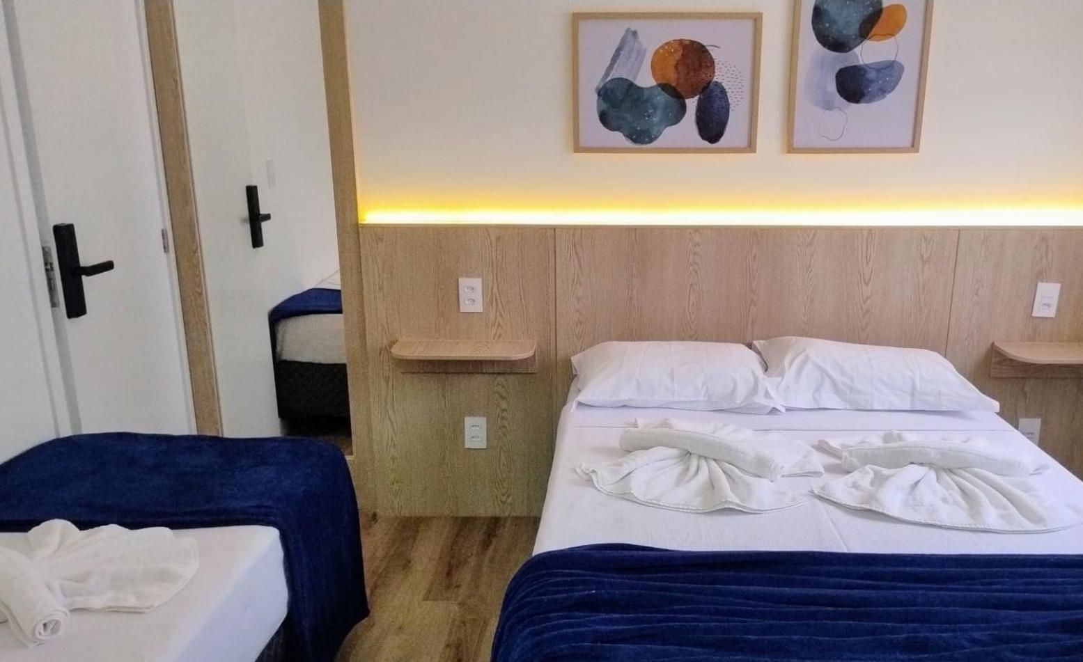Deluxe Family Suite