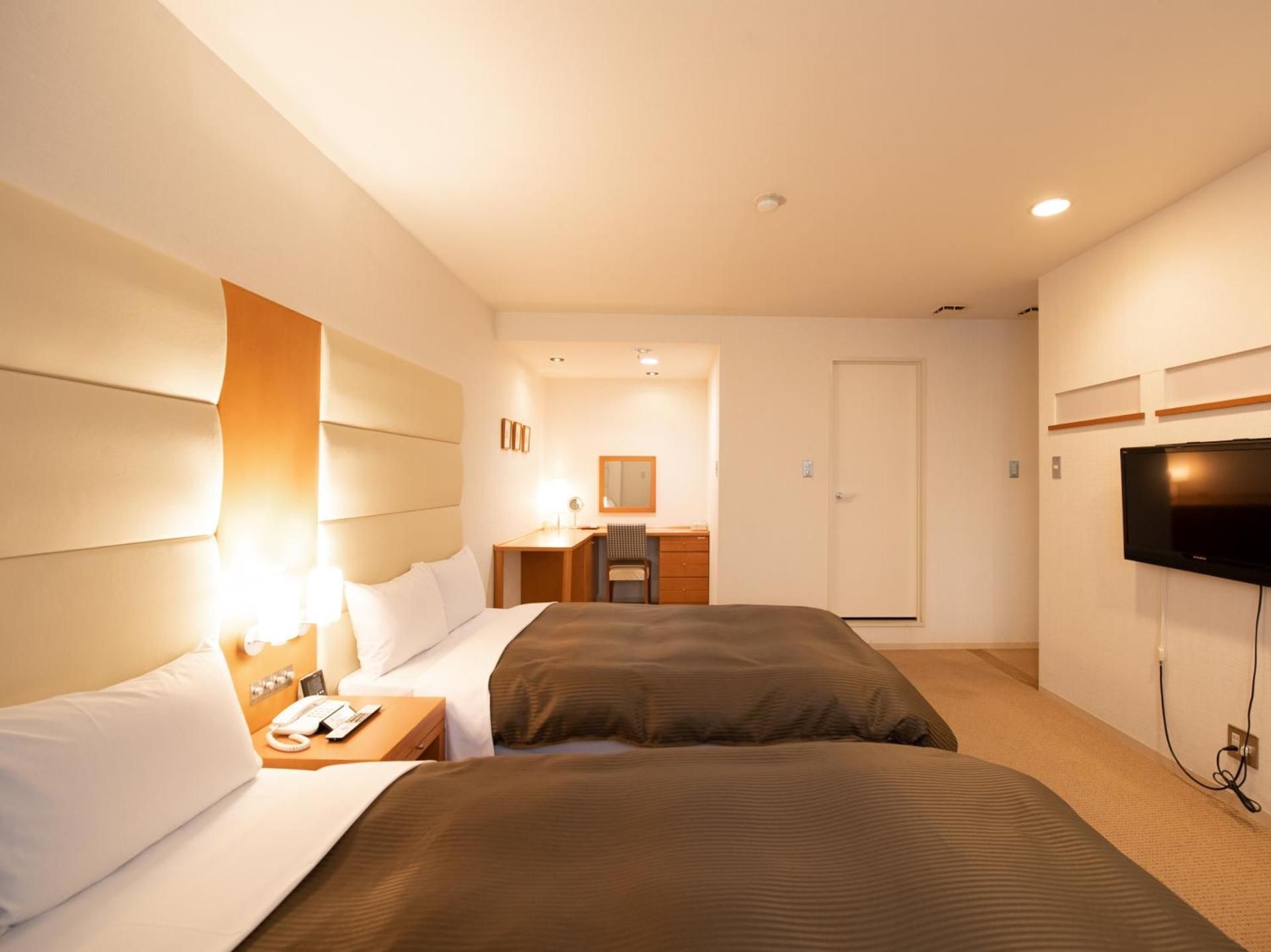 Large Twin Room