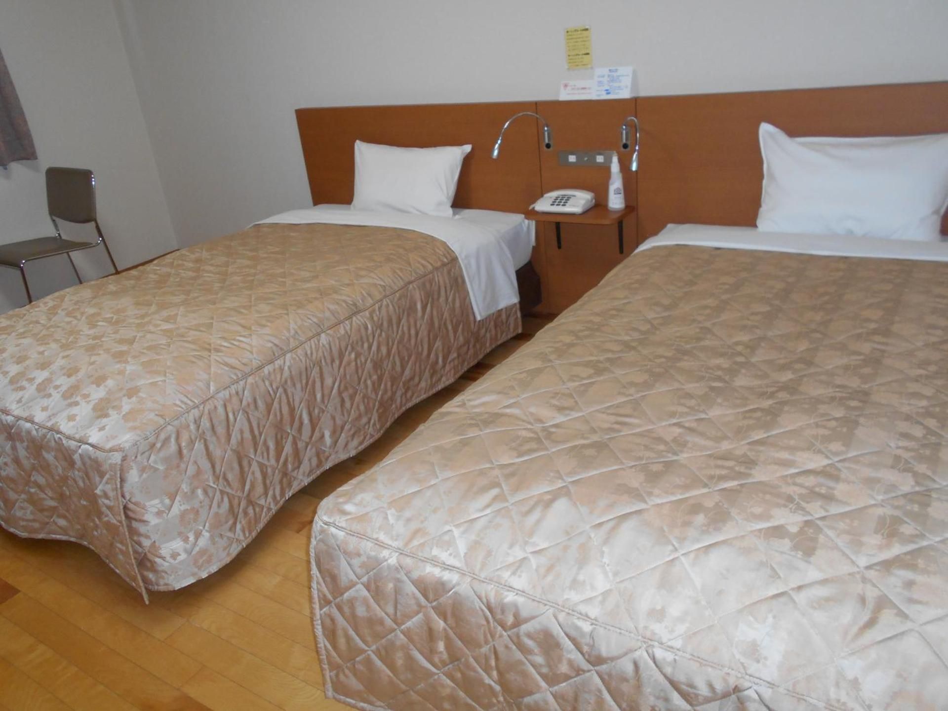Twin Room - Non-Smoking