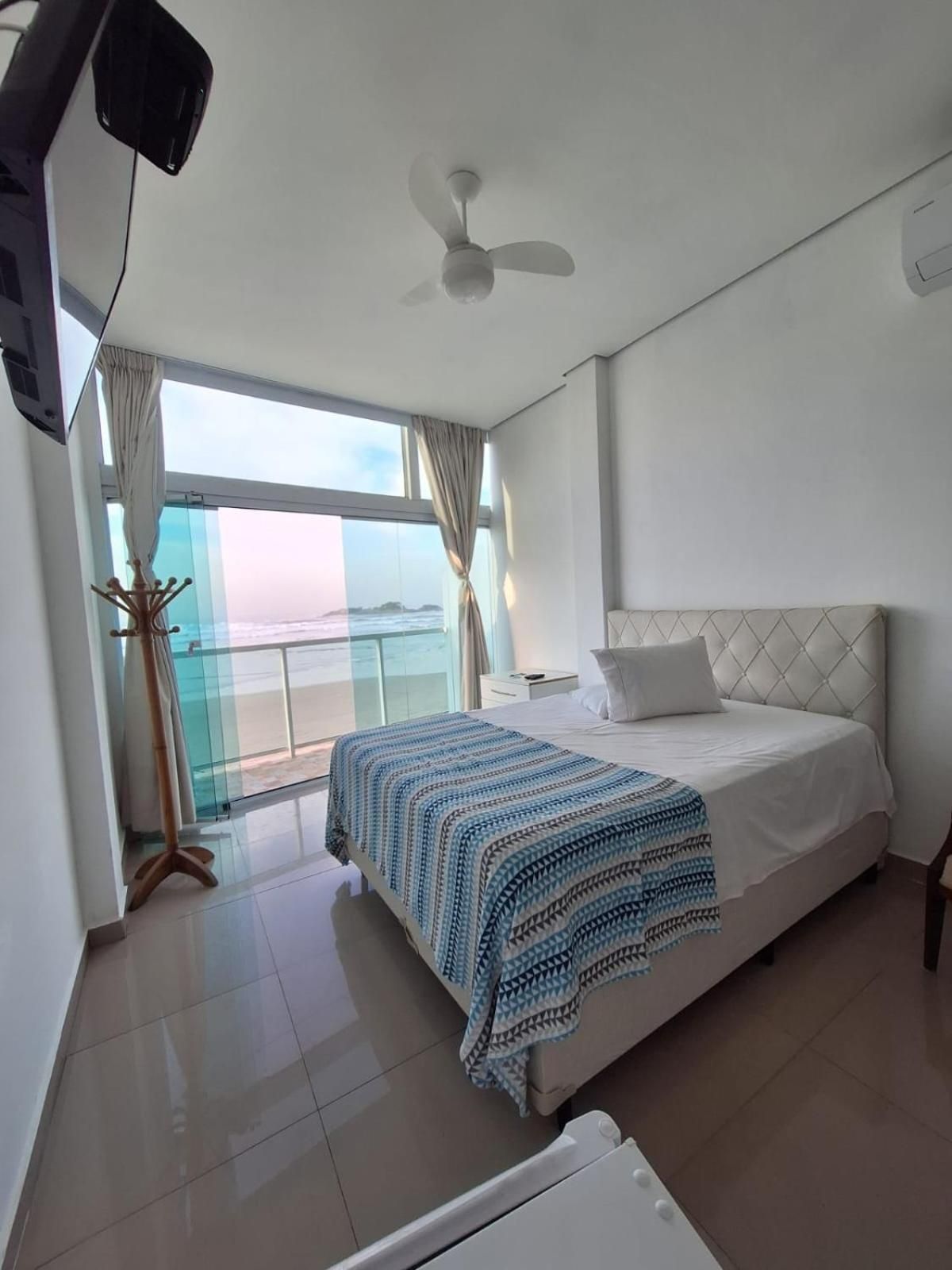 Deluxe Suite with Sea View