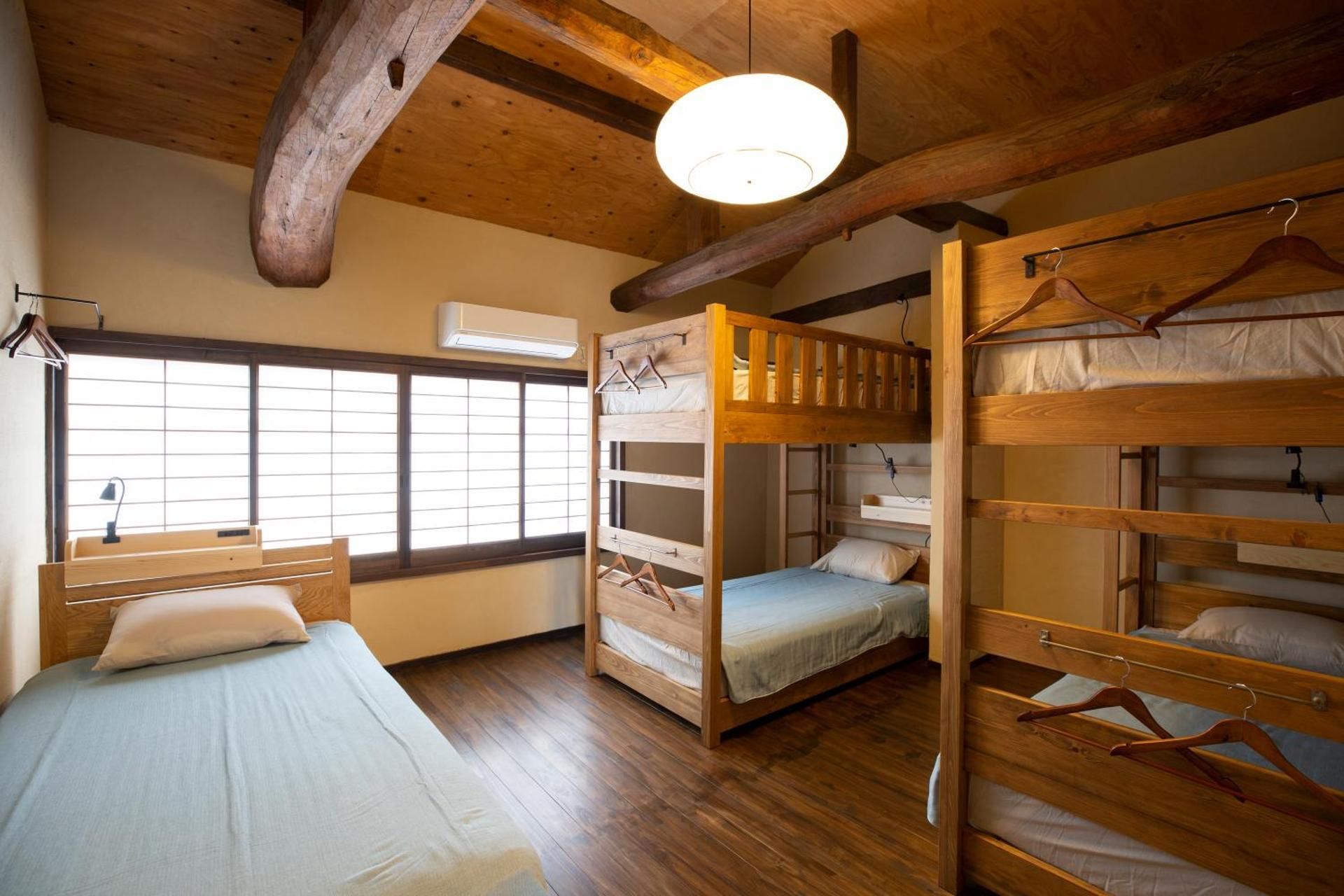 Bunk Bed in Mixed Dormitory Room