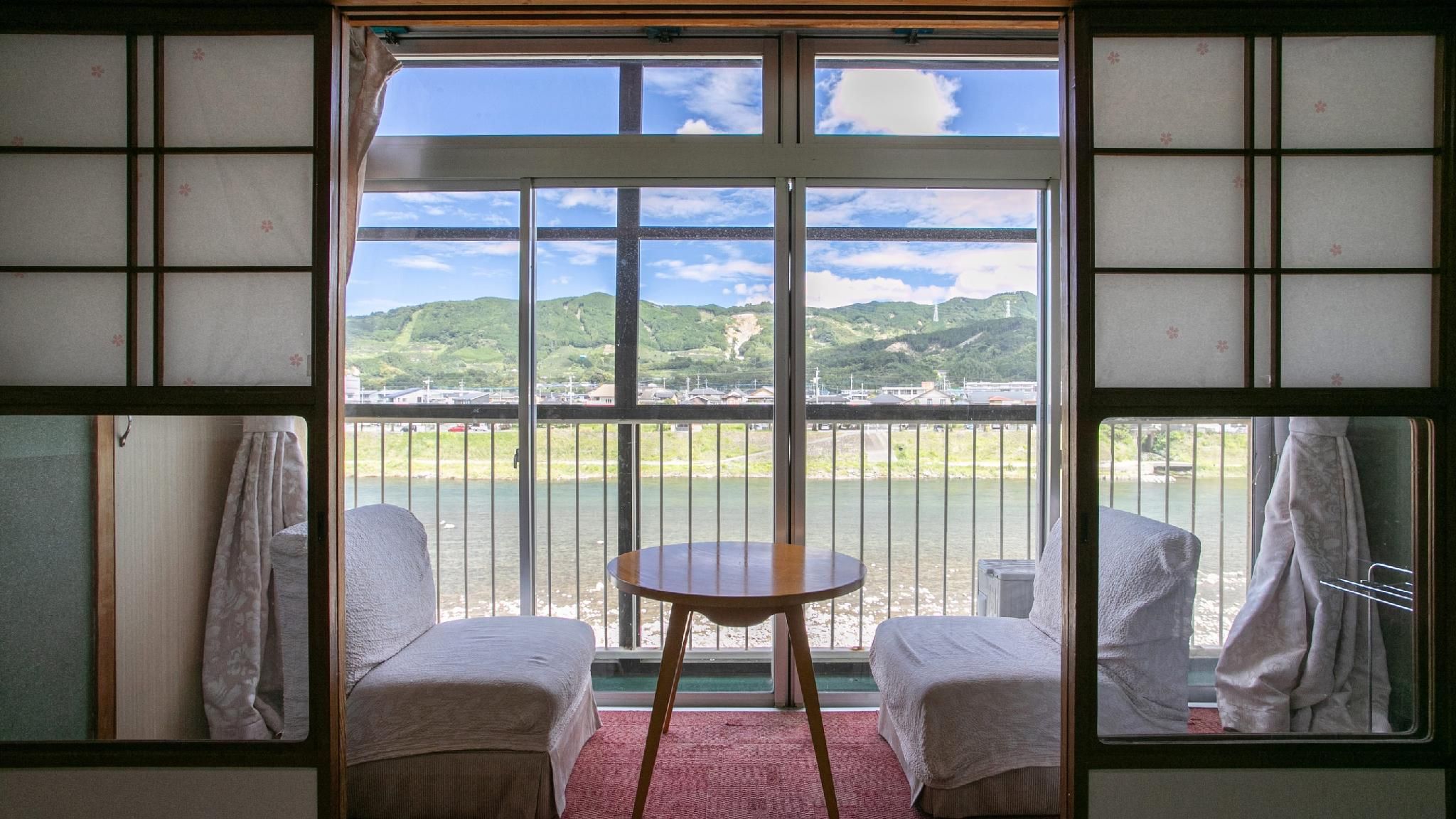 Japanese Style Room with Shared Bathroom and Toilet 1