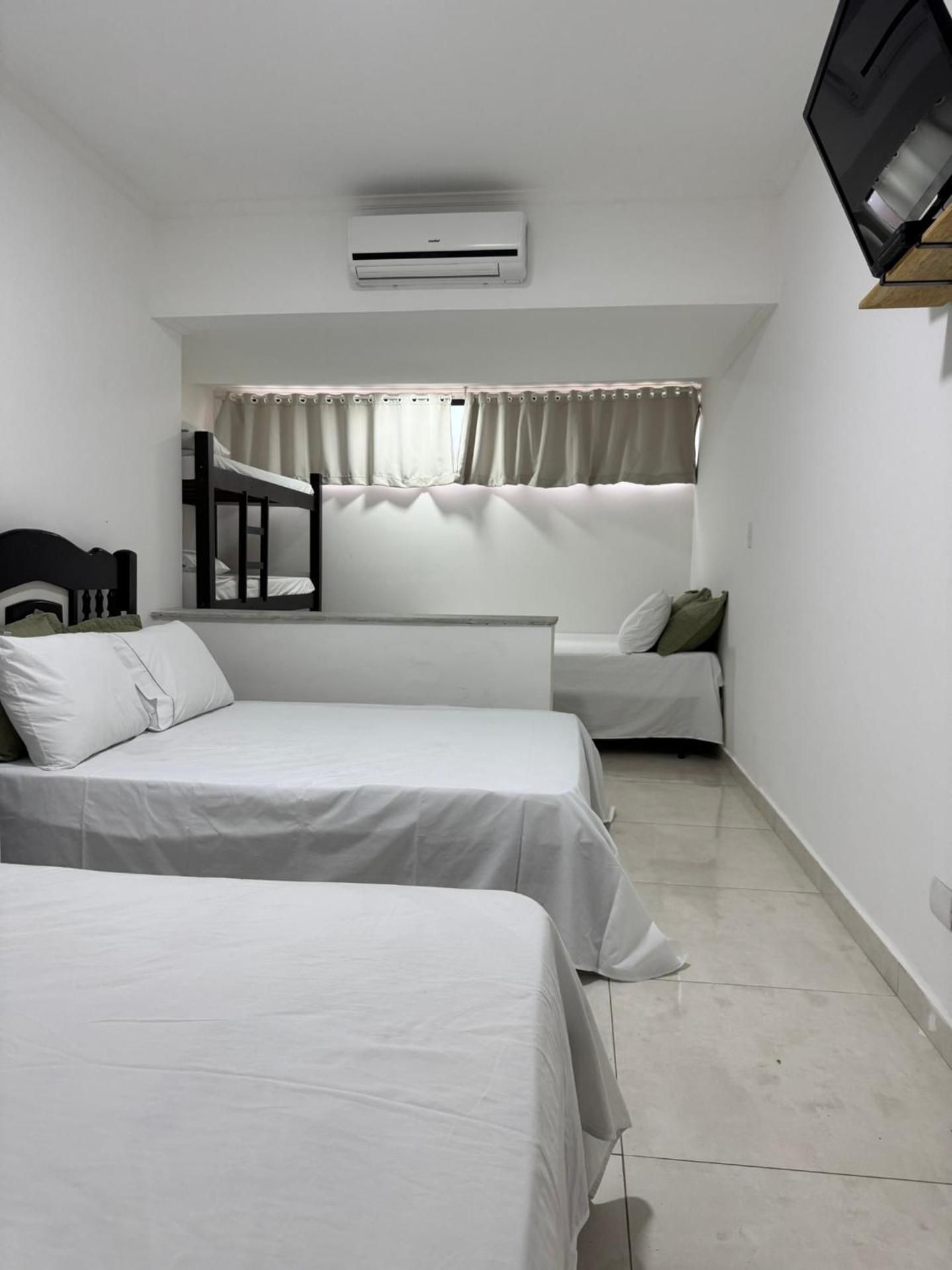 Deluxe Family Suite