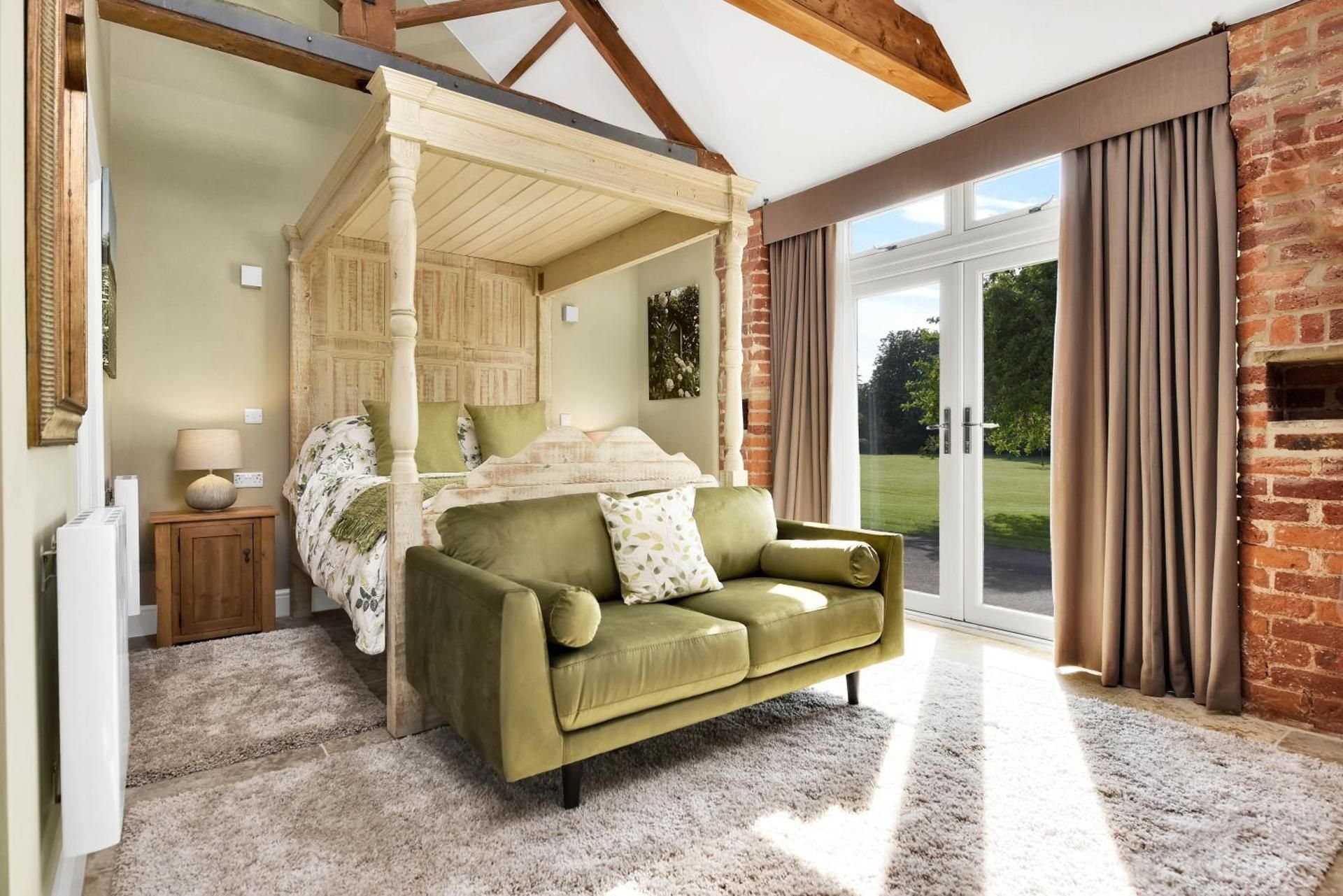 King Room with Garden View