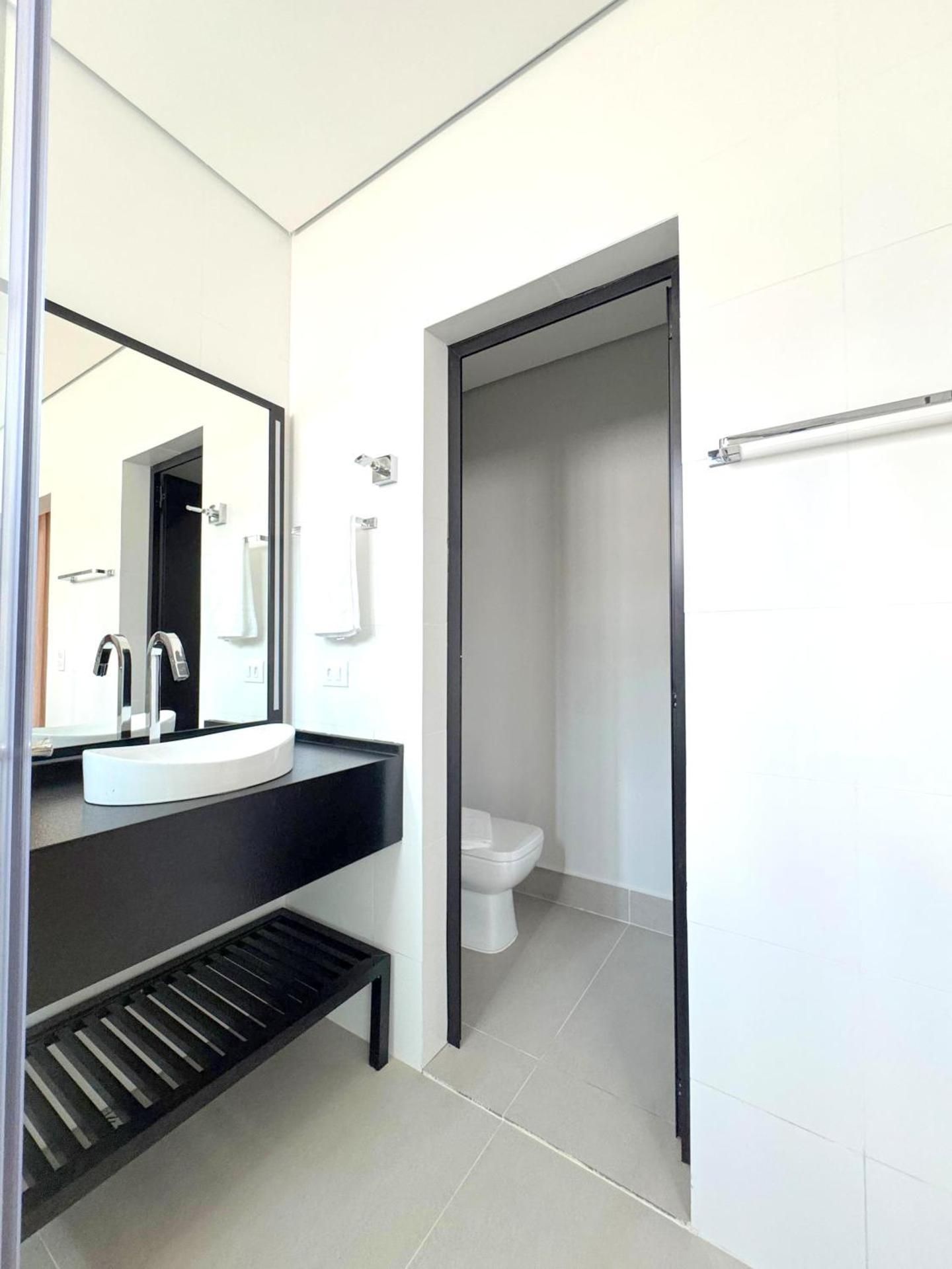 Queen Room with Spa Bath