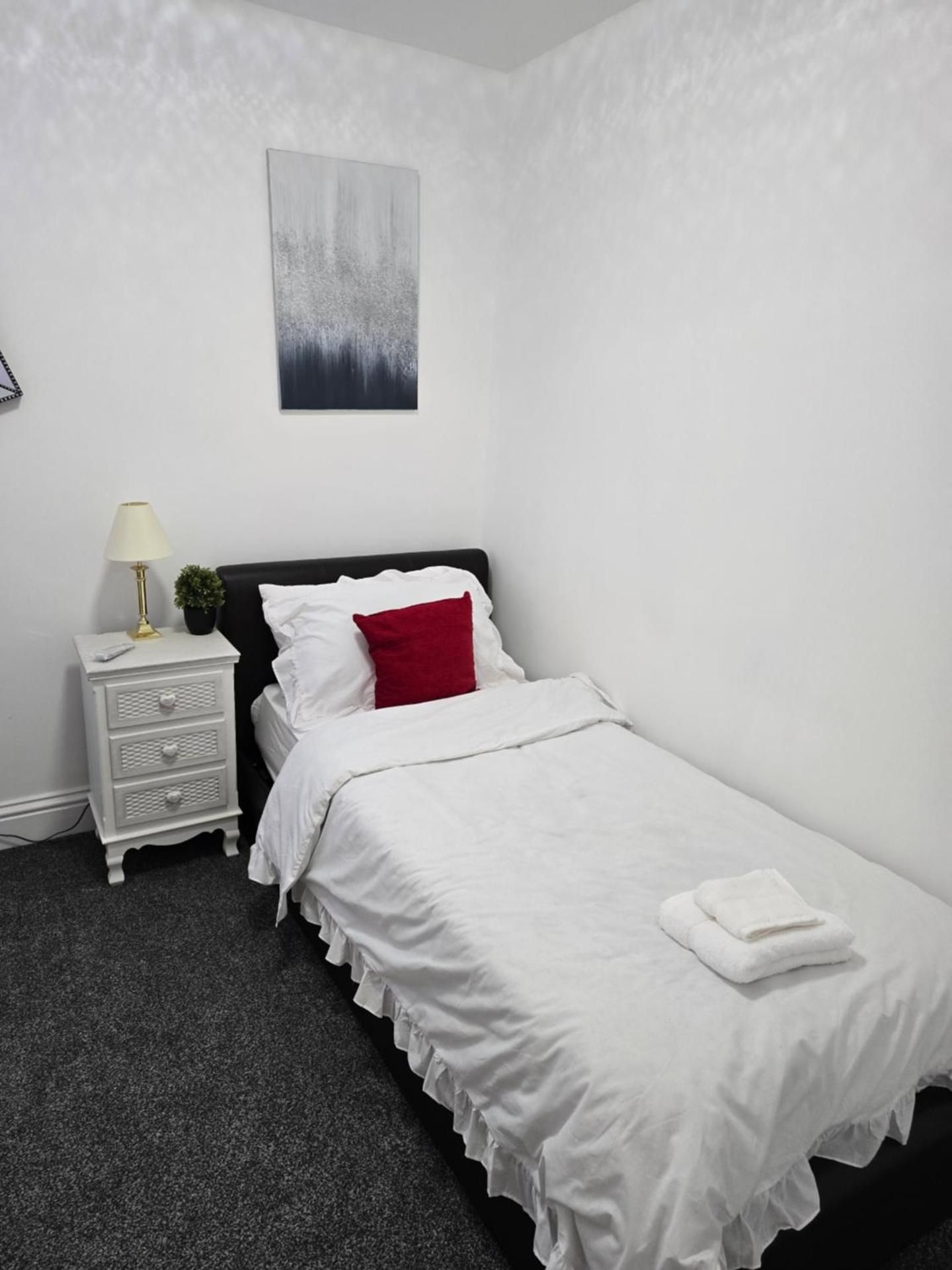 Single Room 1