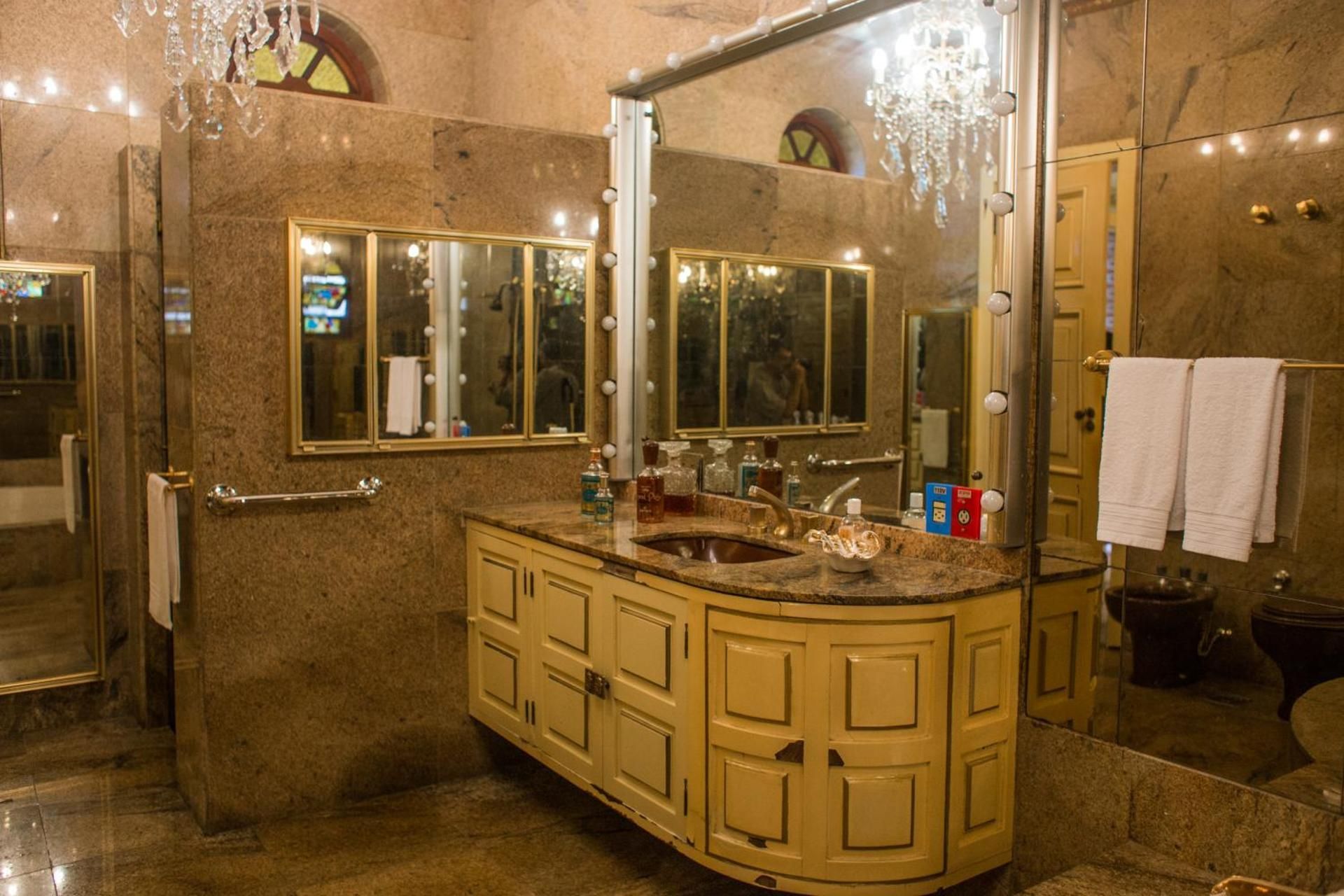 Superior Suite