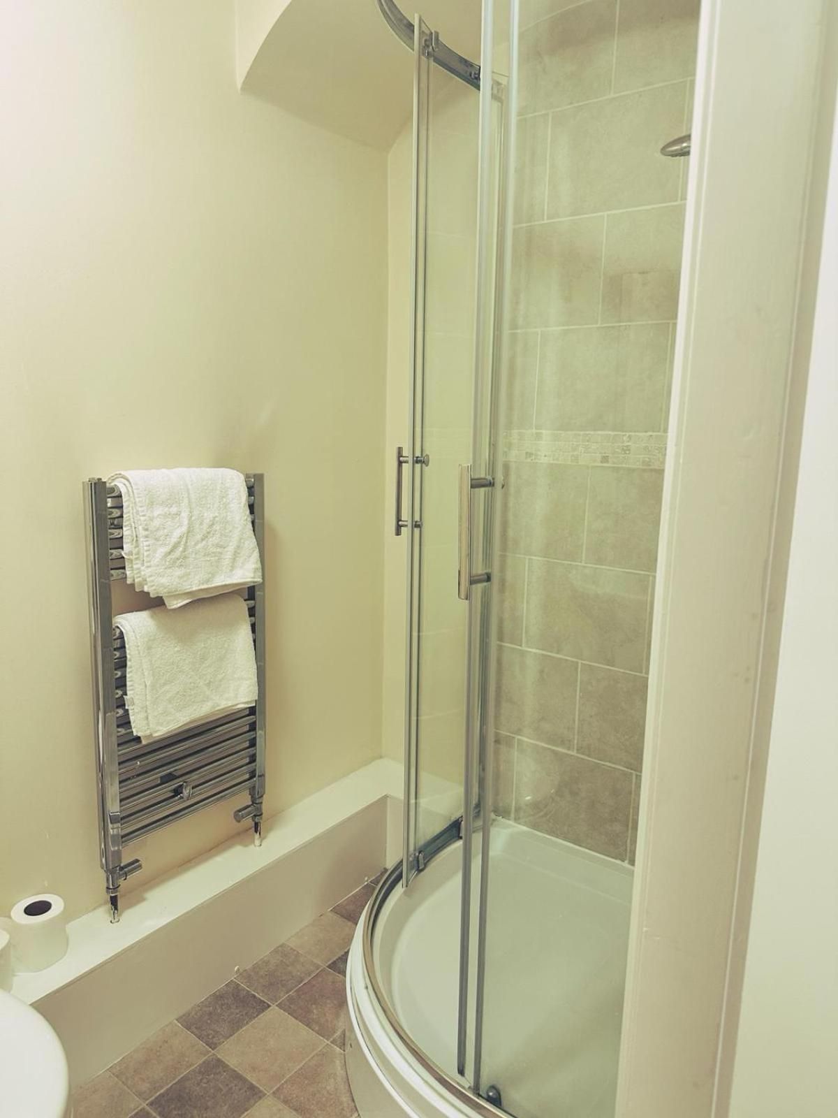 Double or Twin Room with Private Bathroom