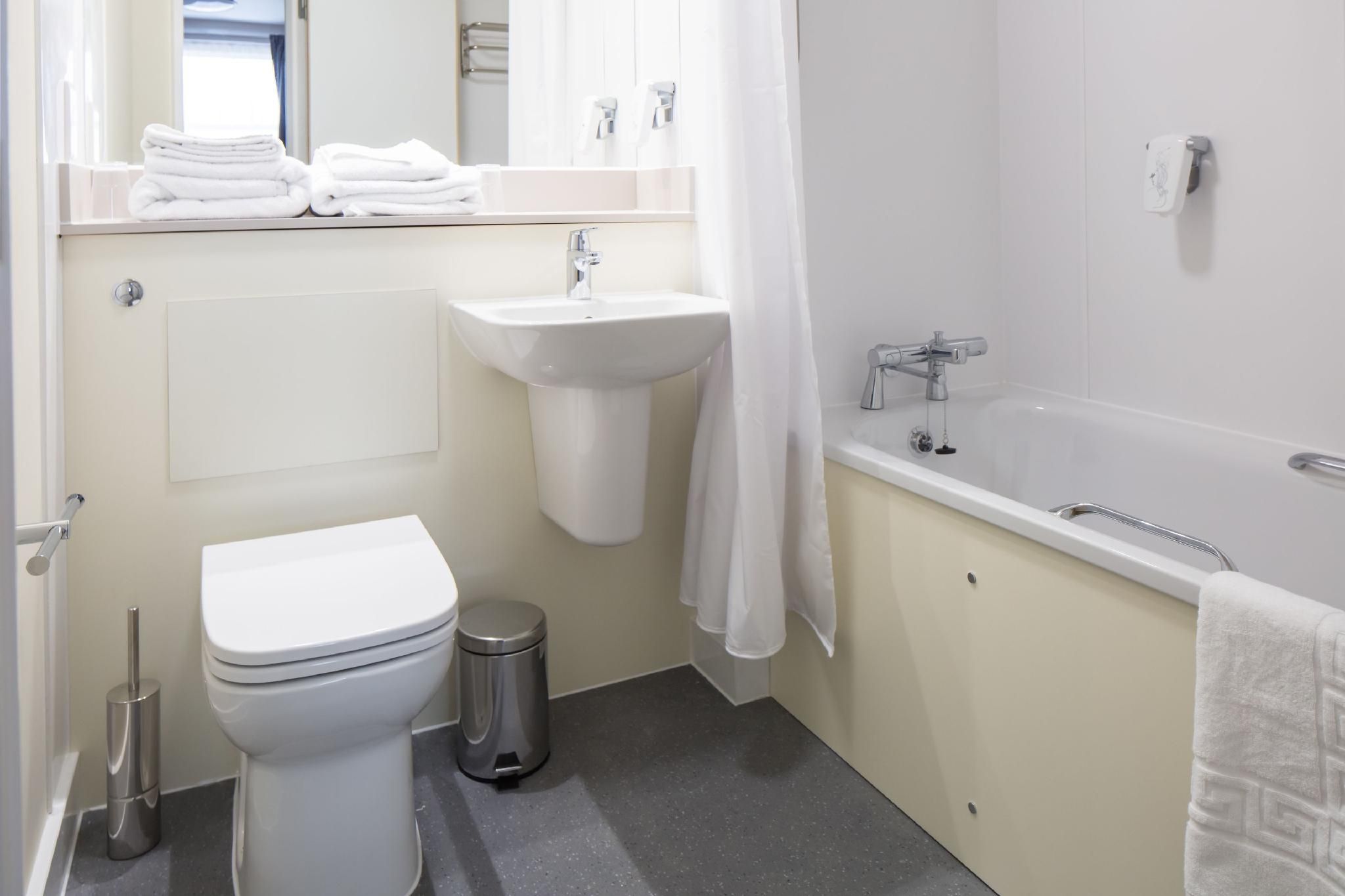 Gamston Lock, Nottingham by Marston's Inns Double Room 3