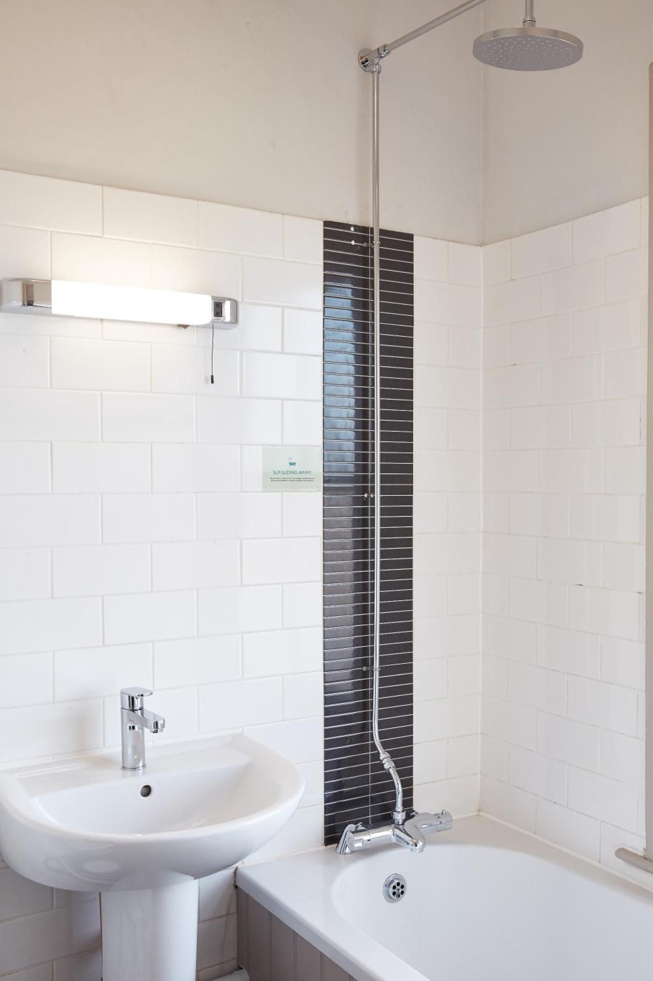 Sun Inn Single Room 3