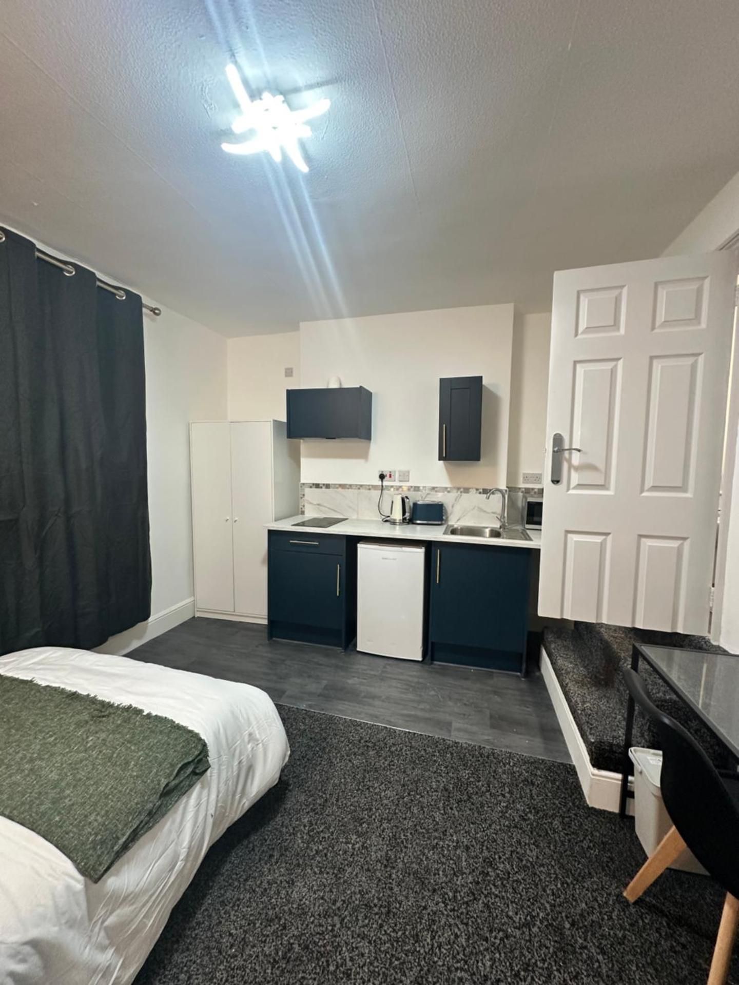 Room 4 NG3 2AZ